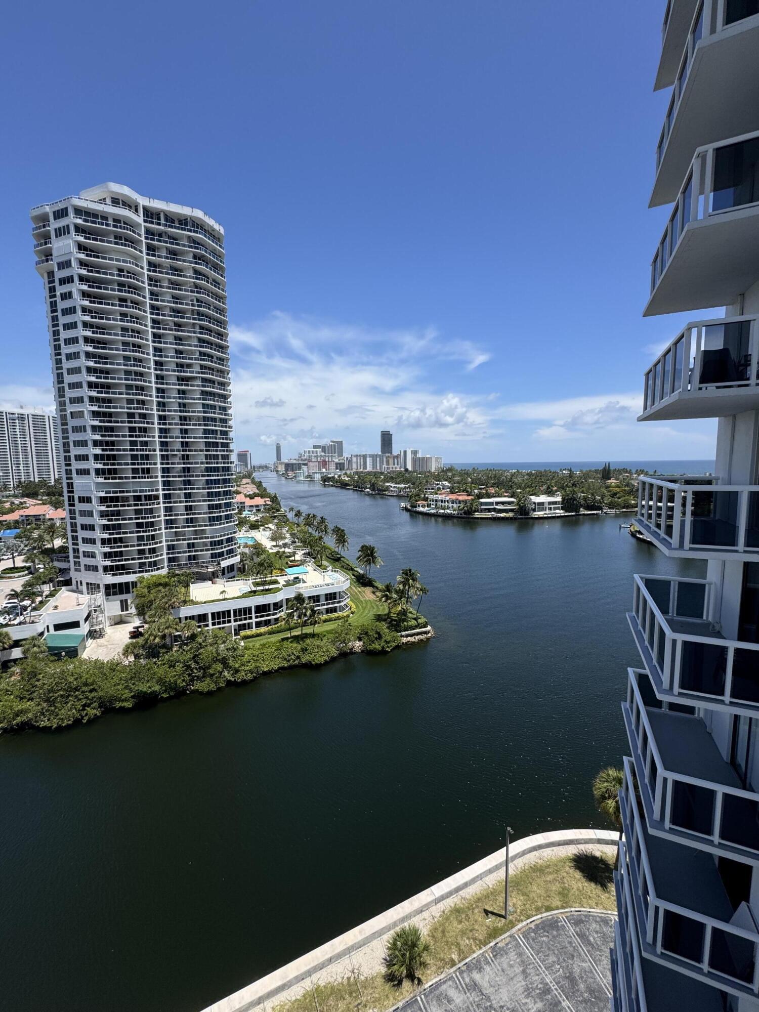 20515 E Country Club Drive 1442, Miami, FL 33180, Miami