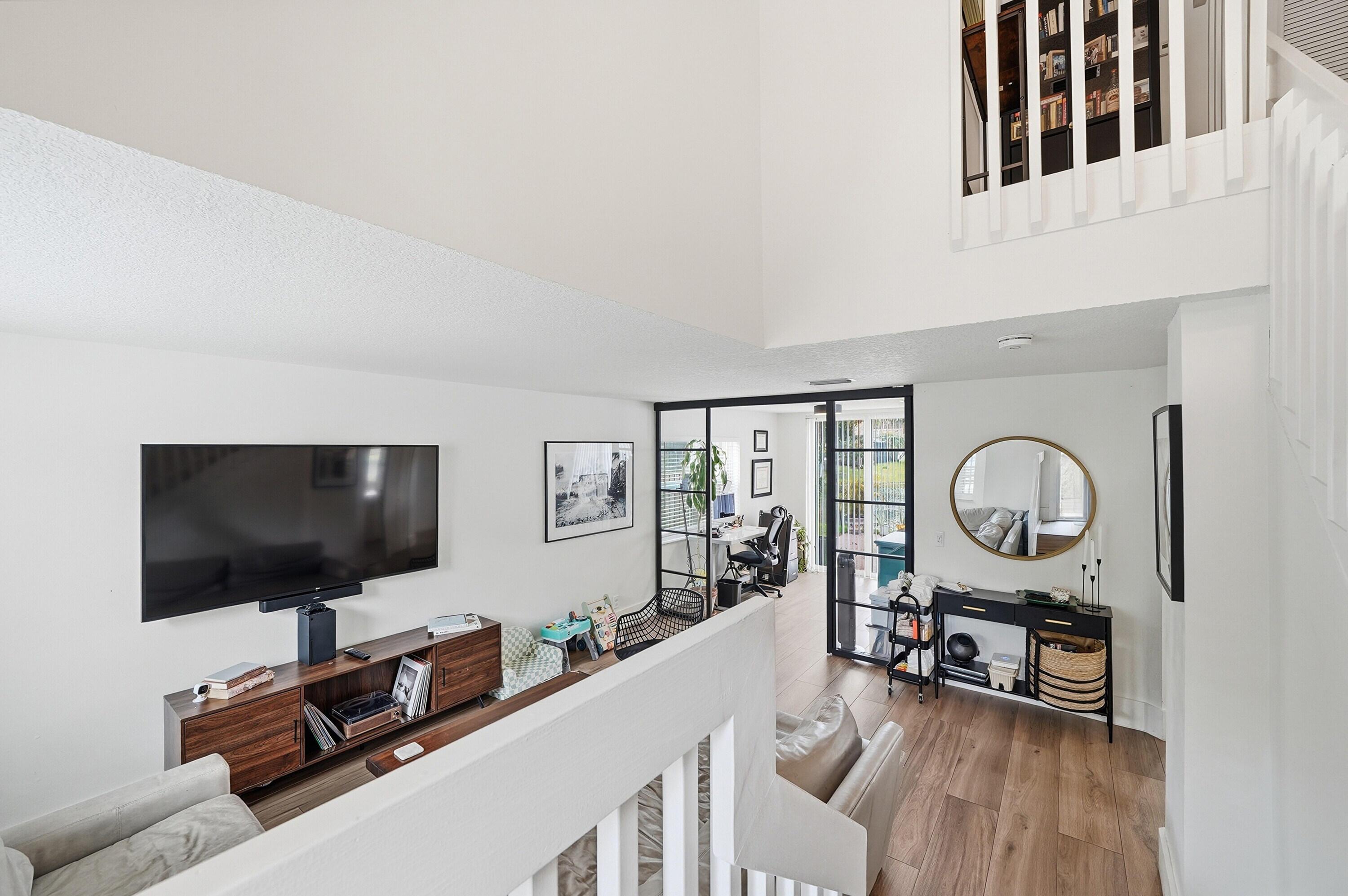 10690 NW 12th Drive, Plantation, FL 33322, Plantation - Photo 2
