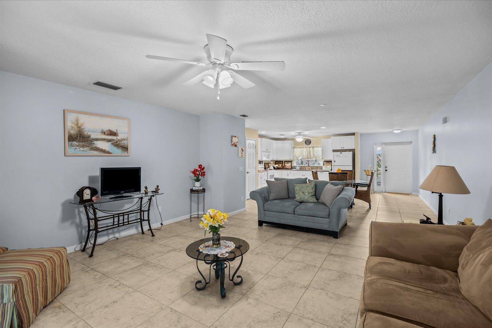 2074 SE Wild Meadow Circle, Port St. Lucie, FL 34952, Port St. Lucie - Photo 4