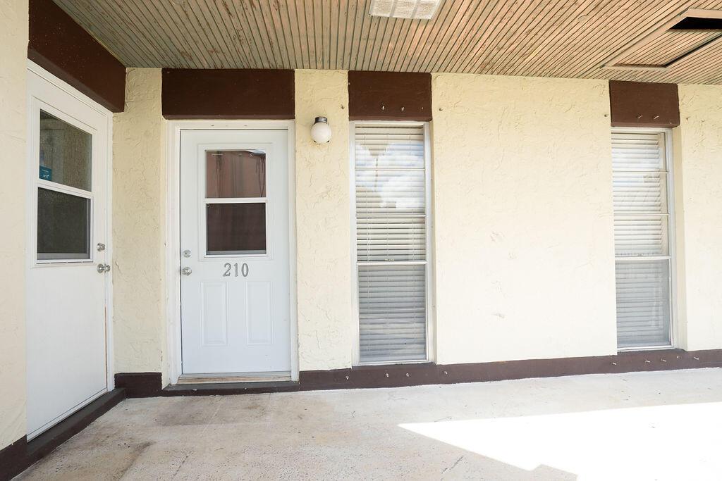 2 Greenway Village N 210, Royal Palm Beach, FL 33411, Royal Palm Beach