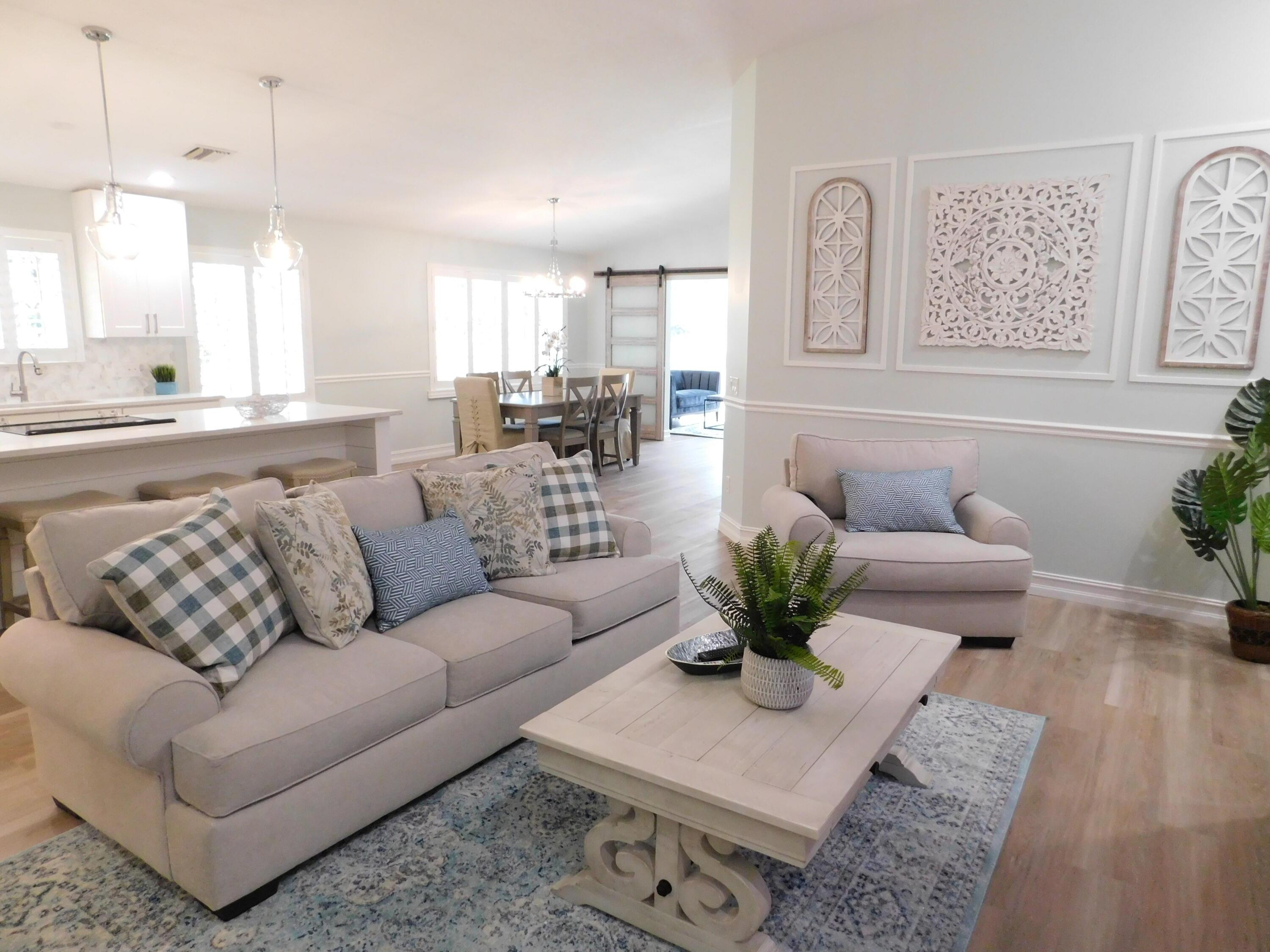 1206 SW Balmoral Trace, Stuart, FL 34997, Stuart - Photo 5