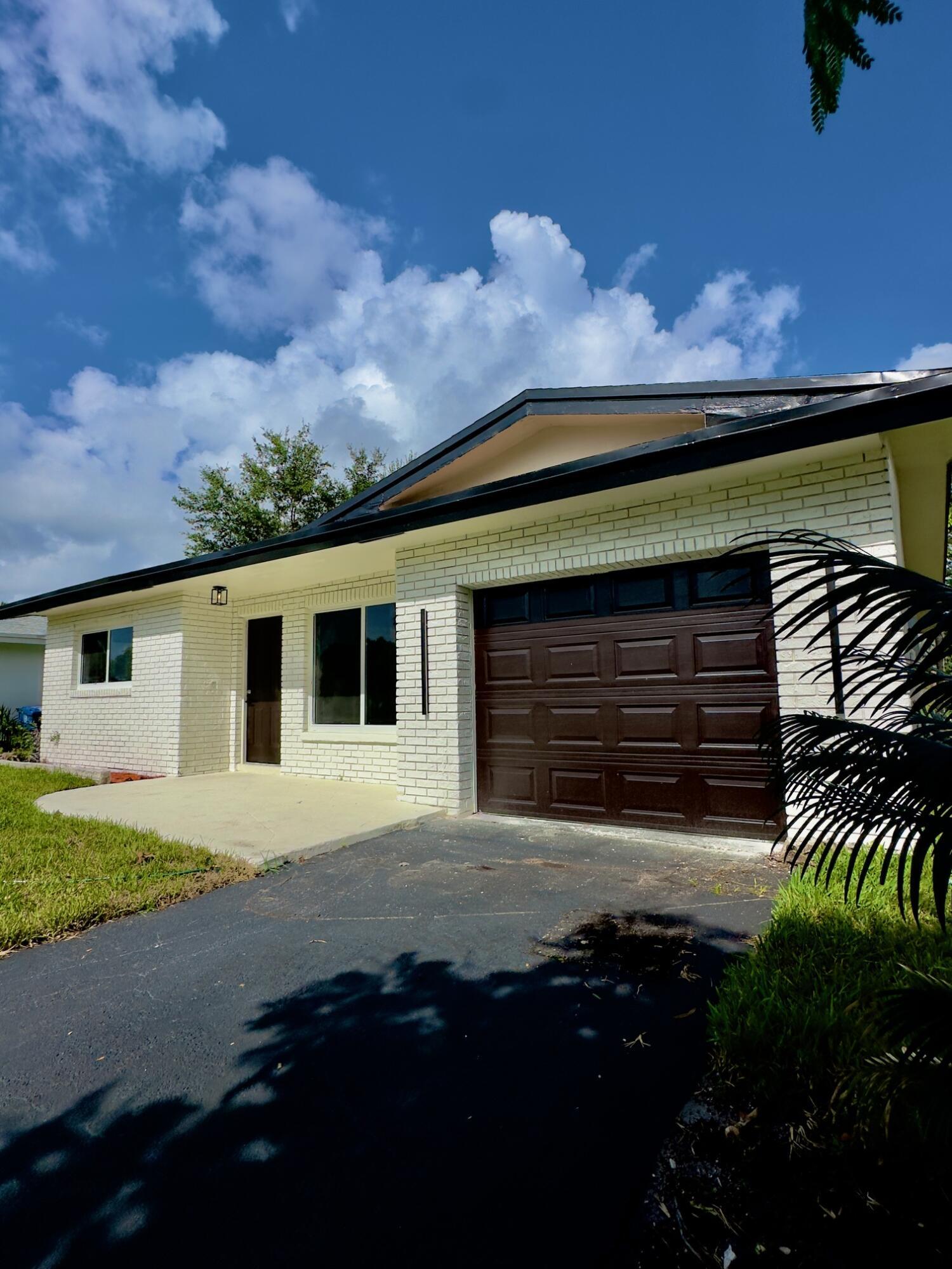 6811 NW 32nd Avenue, Fort Lauderdale, FL 33309, Fort Lauderdale - Photo 2