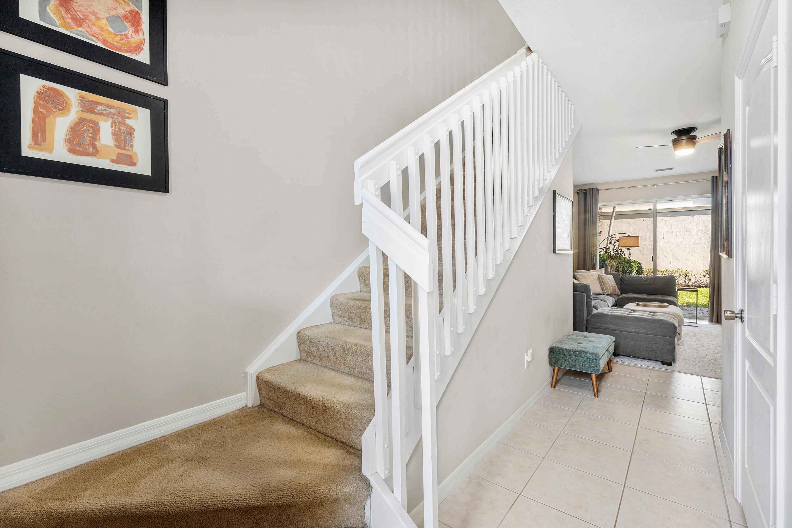 6102 Seminole Gardens Circle, Riviera Beach, FL 33418, Riviera Beach - Photo 3