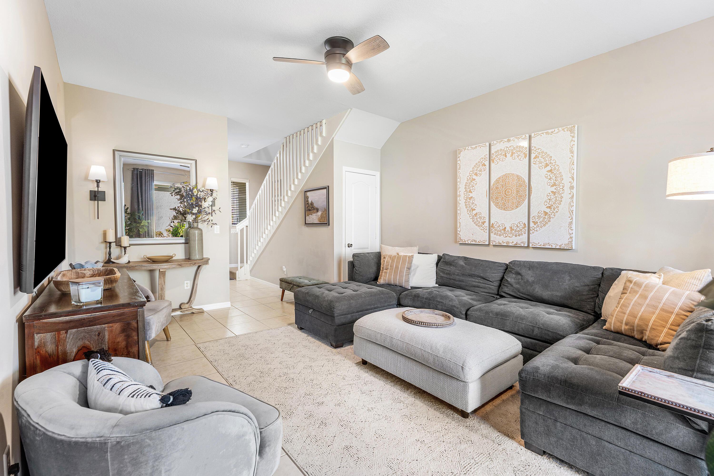 6102 Seminole Gardens Circle, Riviera Beach, FL 33418, Riviera Beach - Photo 4