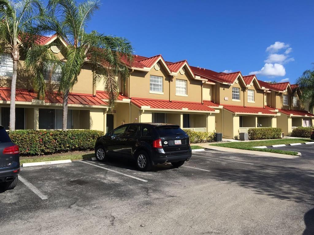 18340 NW 68th Avenue F, Hialeah, FL 33015, Hialeah