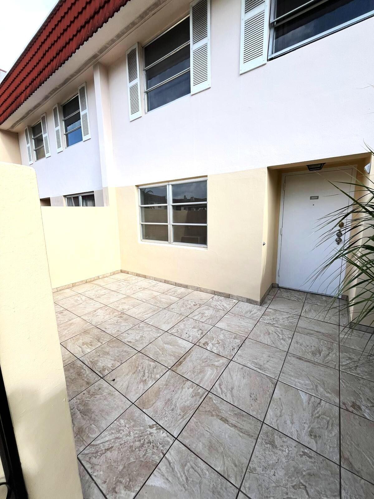 4092 Inverrary Drive Unit B12, Lauderhill, FL 33319, Lauderhill - Photo 3