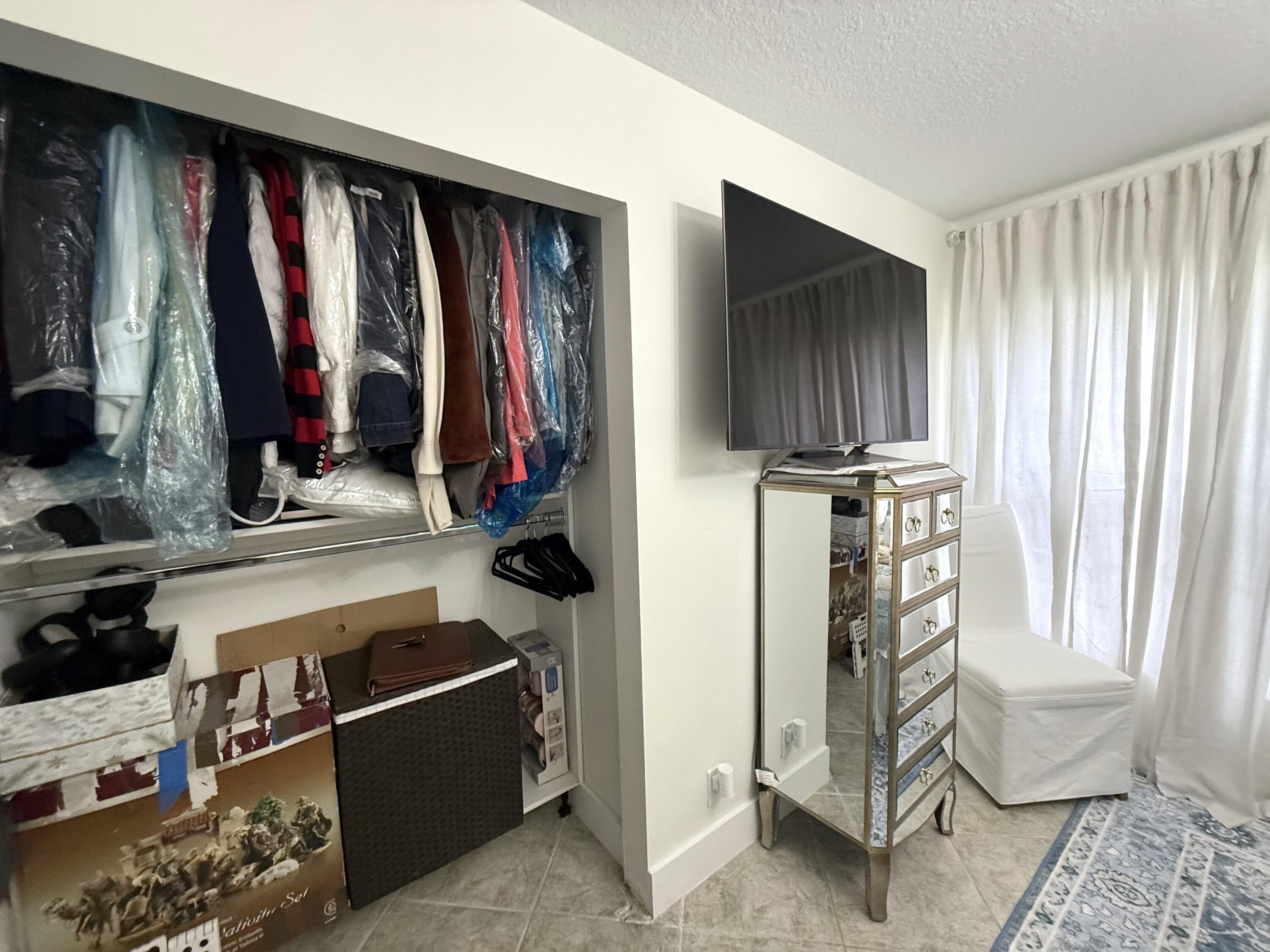 10760 NW 18th Court 1, Plantation, FL 33322, Plantation - Photo 4
