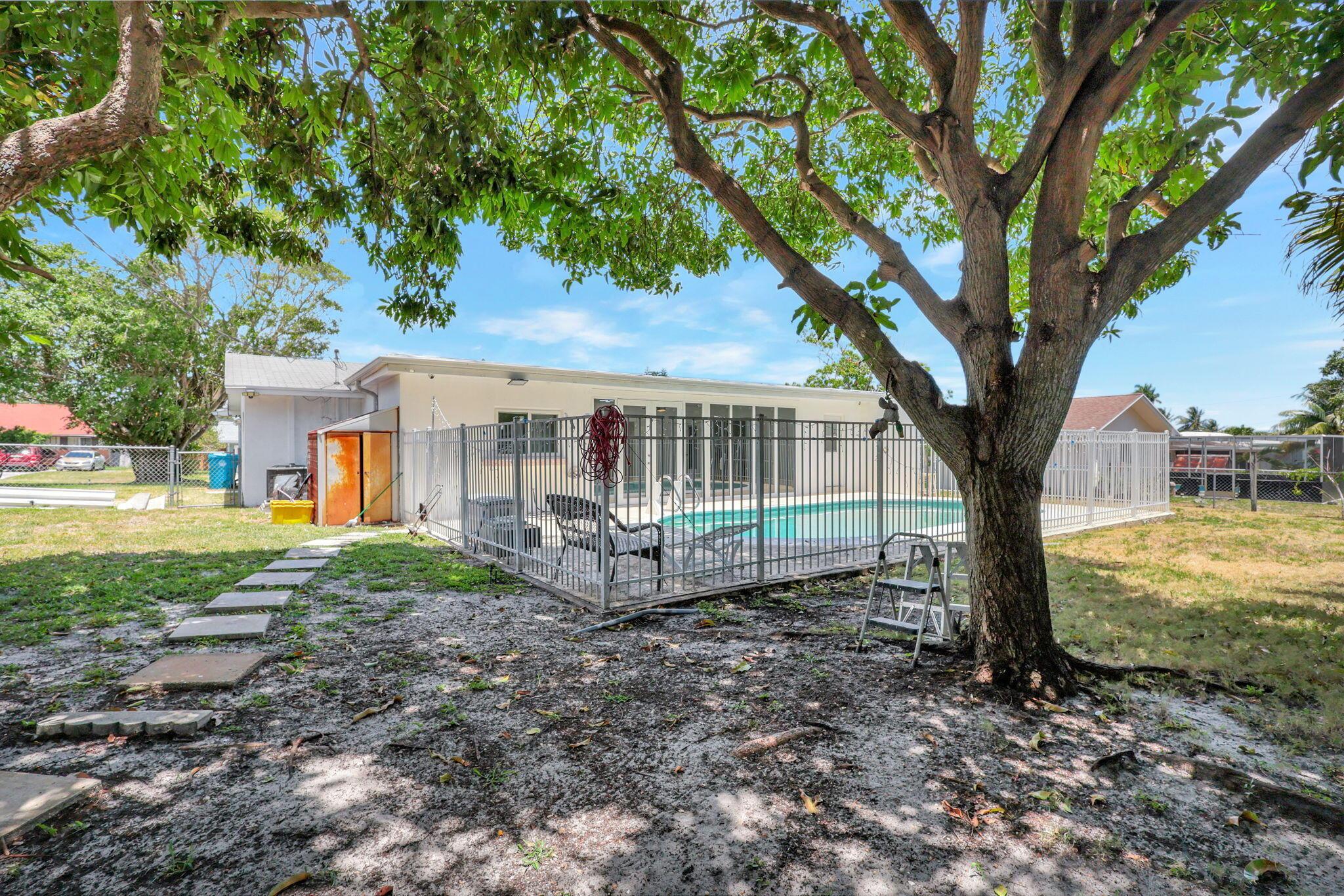 334 SW 13th Avenue, Boynton Beach, FL 33435, Boynton Beach - Photo 5