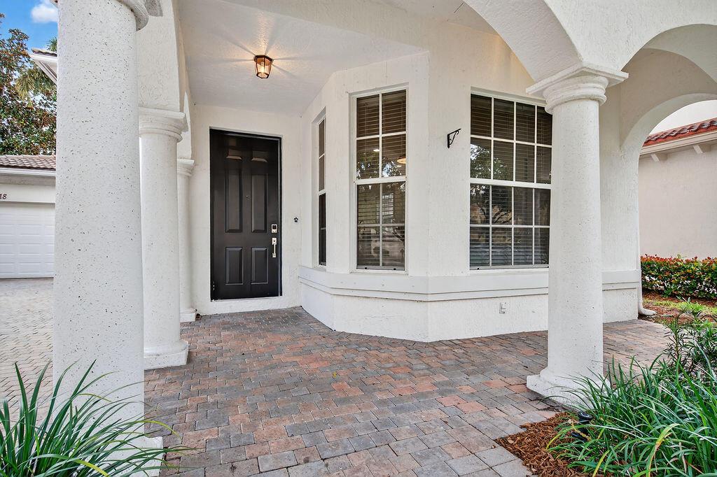 318 September Street, Palm Beach Gardens, FL 33410, Palm Beach Gardens - Photo 2