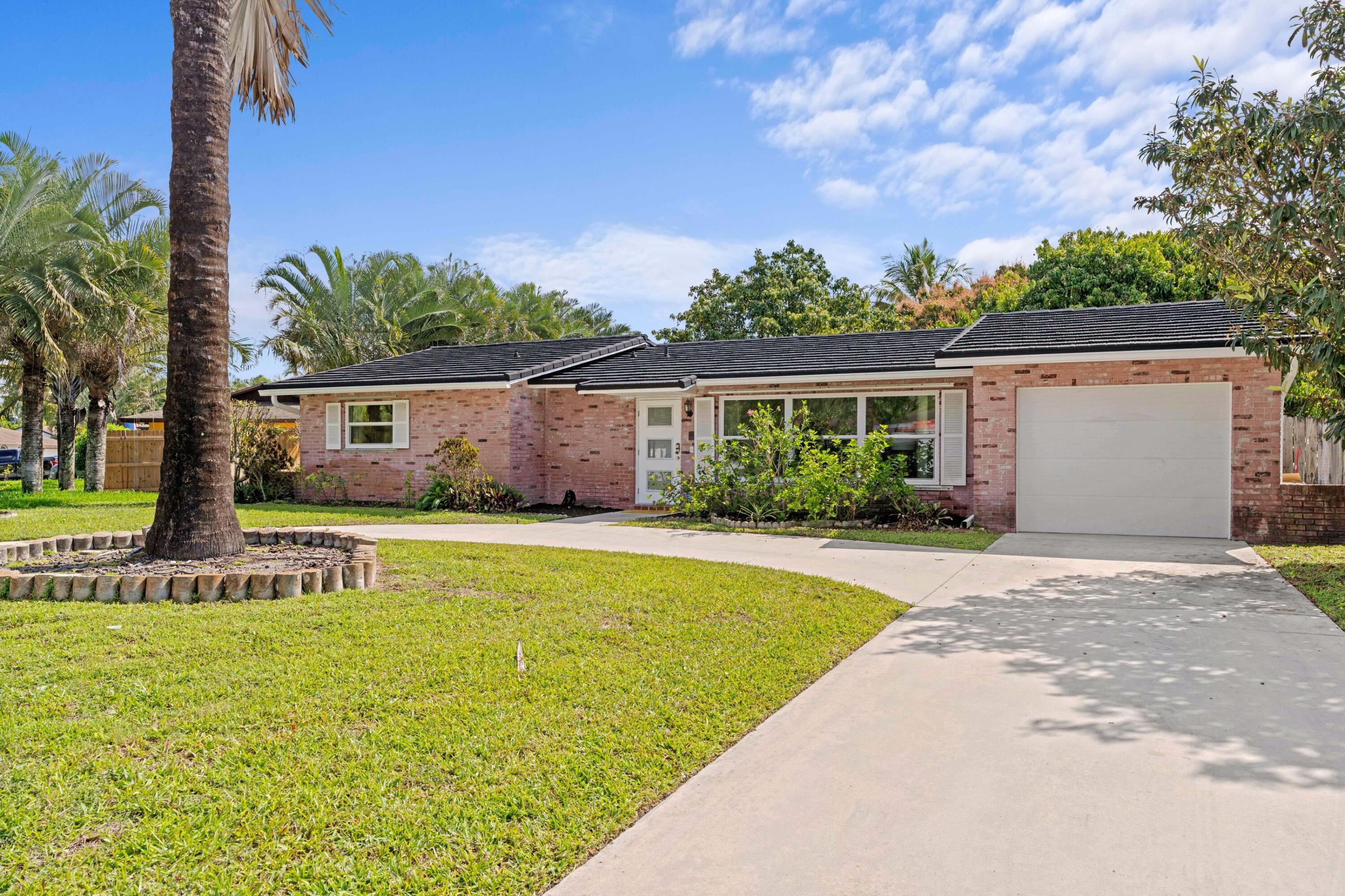 324 Sandpiper Avenue, Royal Palm Beach, FL 33411, Royal Palm Beach - Photo 5