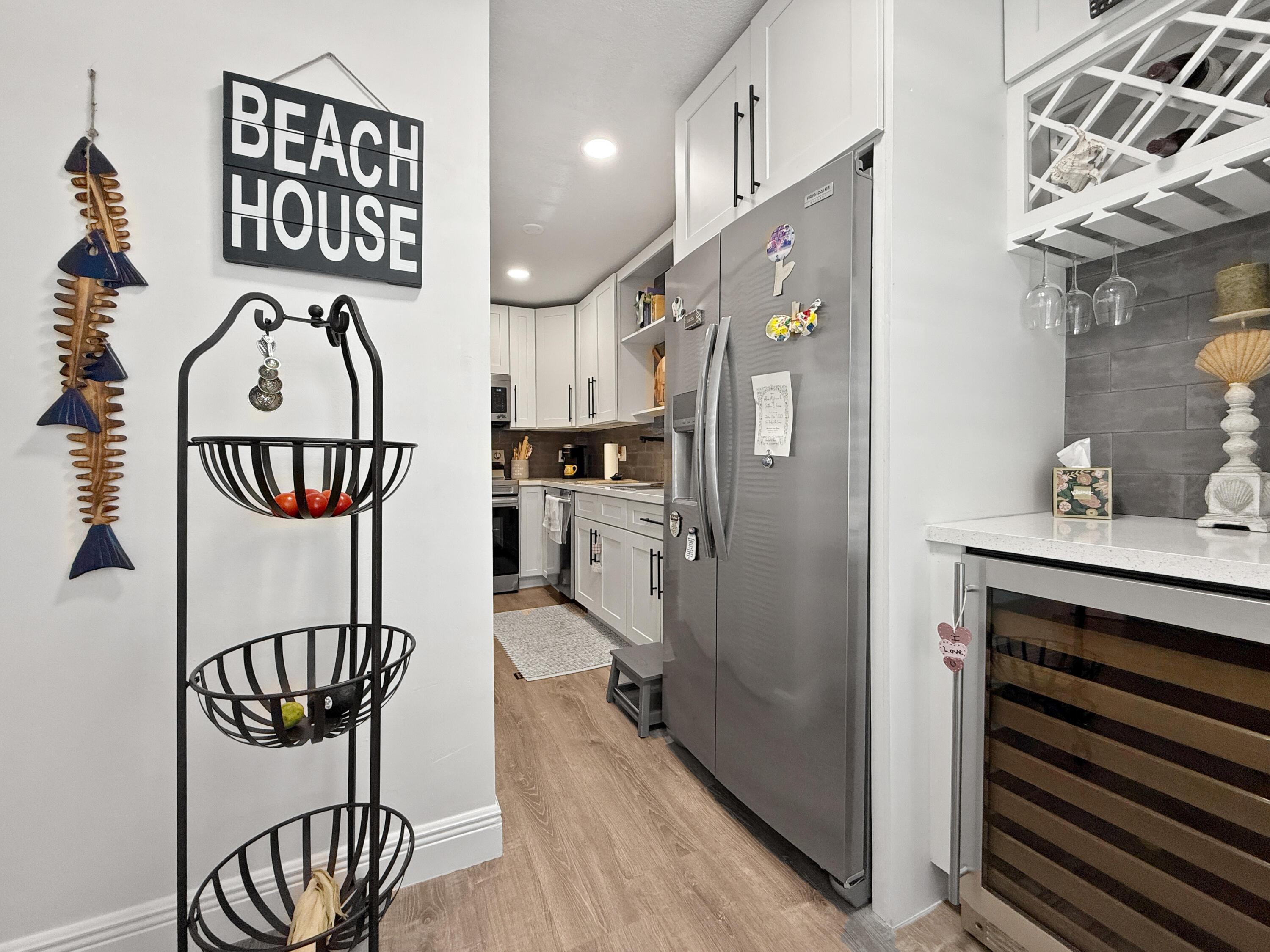 1021 Flame Vine Avenue 203, Delray Beach, FL 33445, Delray Beach - Photo 5