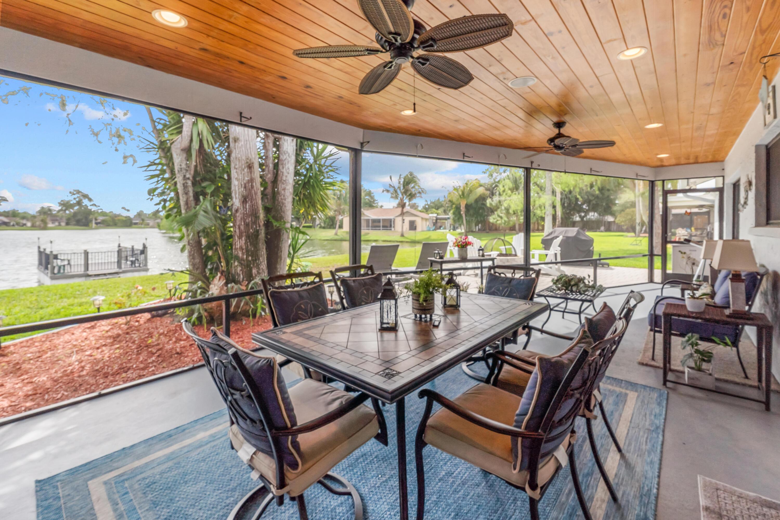 125 Parkwood Drive, Royal Palm Beach, FL 33411, Royal Palm Beach - Photo 5