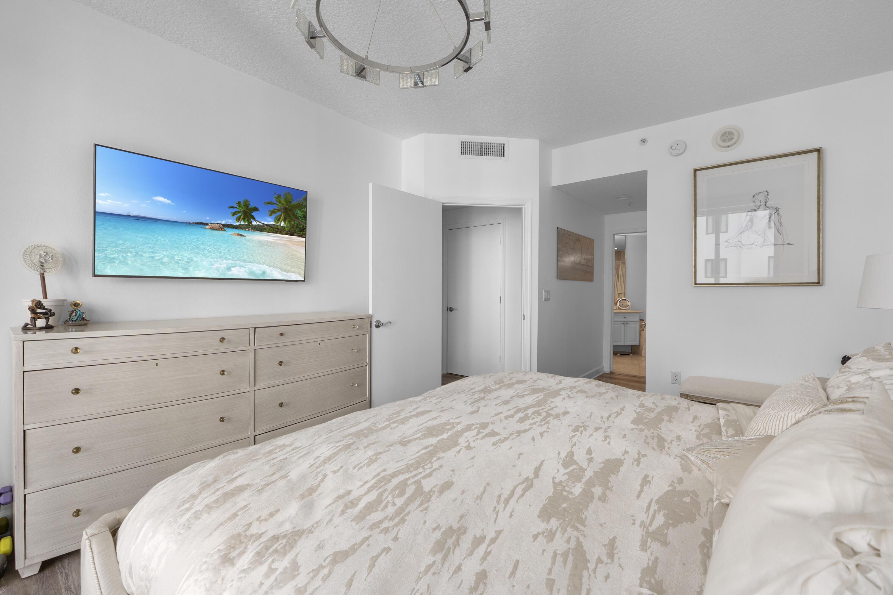 111 SE 8th Avenue 705, Fort Lauderdale, FL 33301, Fort Lauderdale - Photo 4