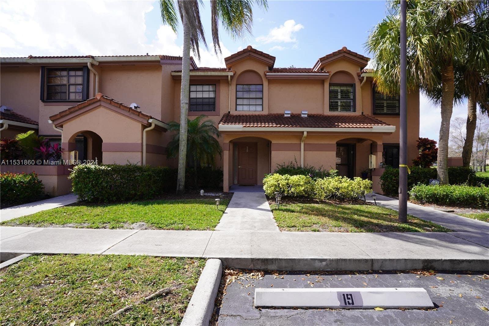 10630 NW 14th Street 118, Plantation, FL 33322, Plantation - Photo 2