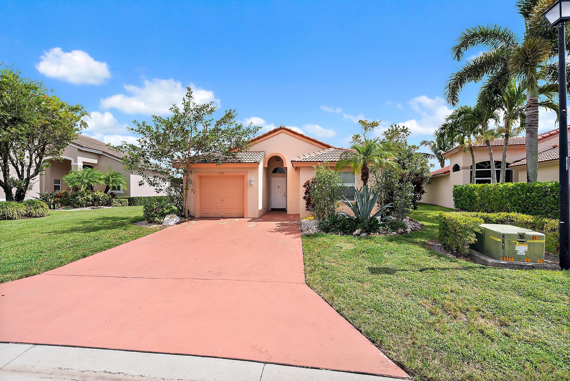 8193 Pelican Harbour Drive, Lake Worth, FL 33467, Lake Worth - Photo 2