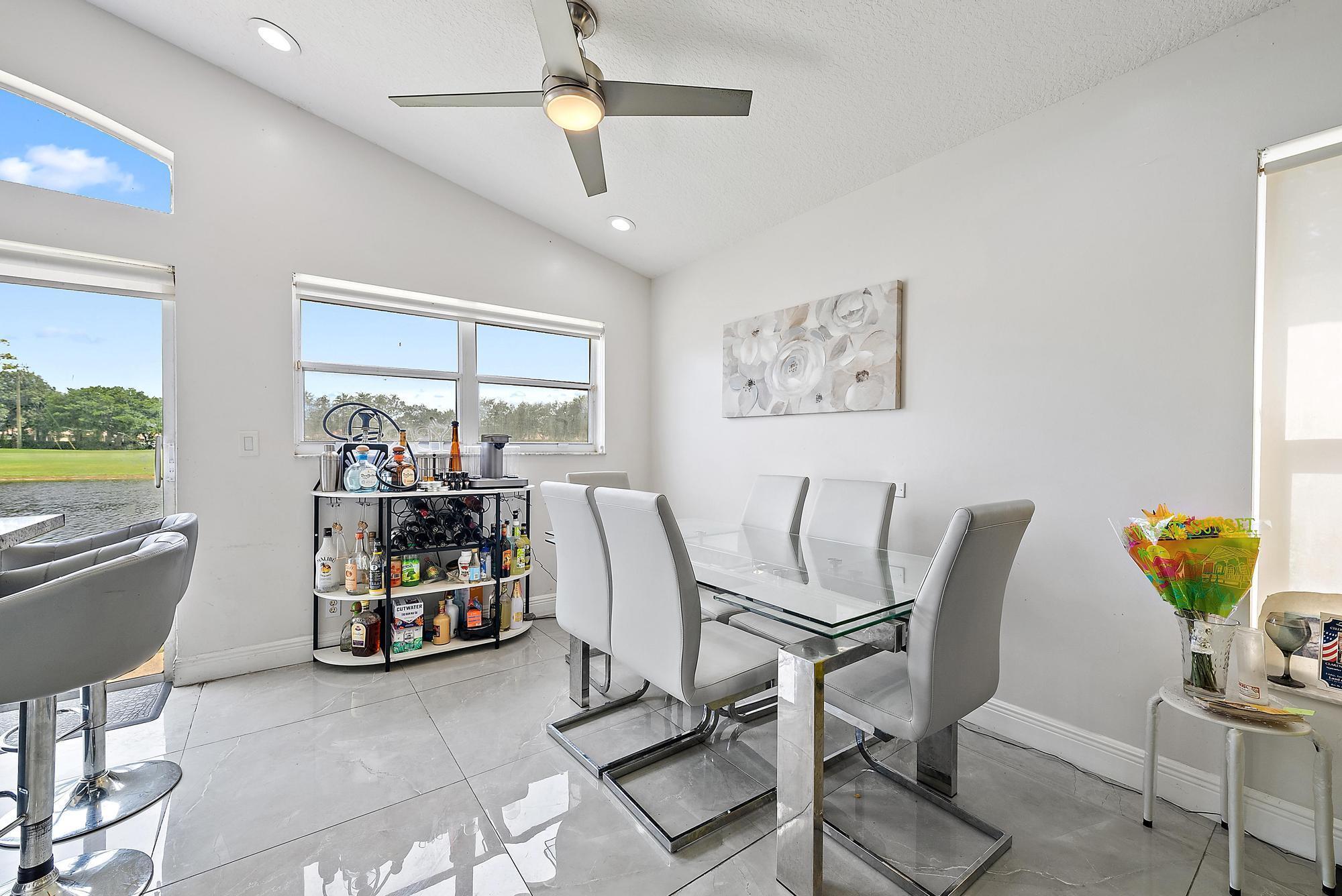 8193 Pelican Harbour Drive, Lake Worth, FL 33467, Lake Worth - Photo 4