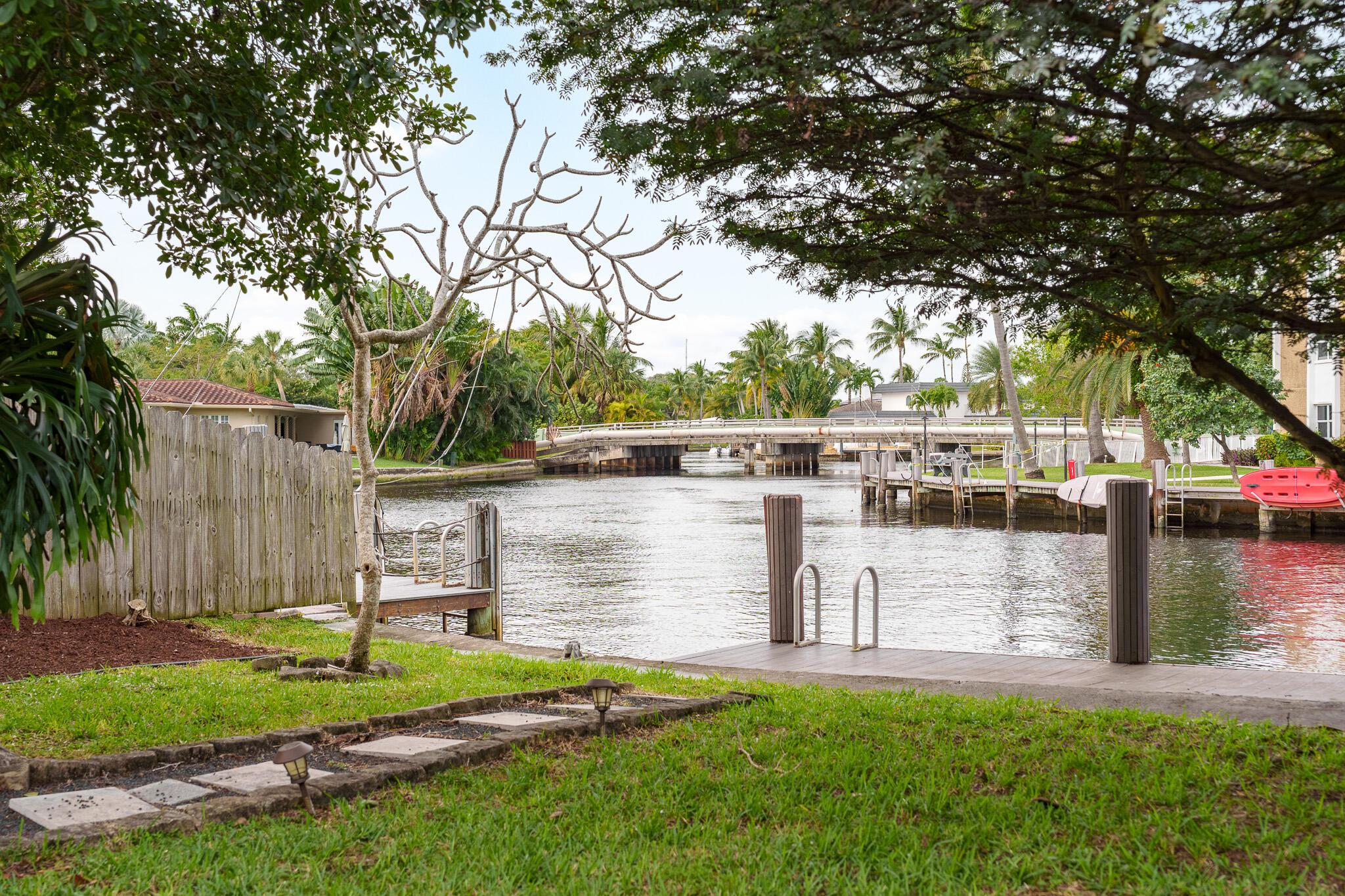 2829 NE 17th Avenue, Wilton Manors, FL 33334, Wilton Manors - Photo 3