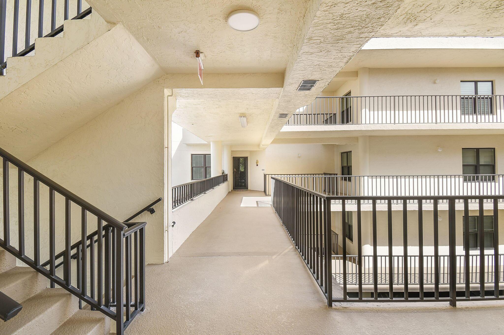 221 NE Plantation Road 316, Hutchinson Island, FL 34996, Hutchinson Island - Photo 3