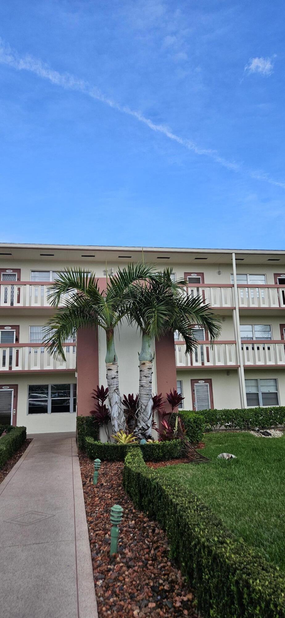 198 E Preston Way 198, Boca Raton, FL 33434, Boca Raton - Photo 2