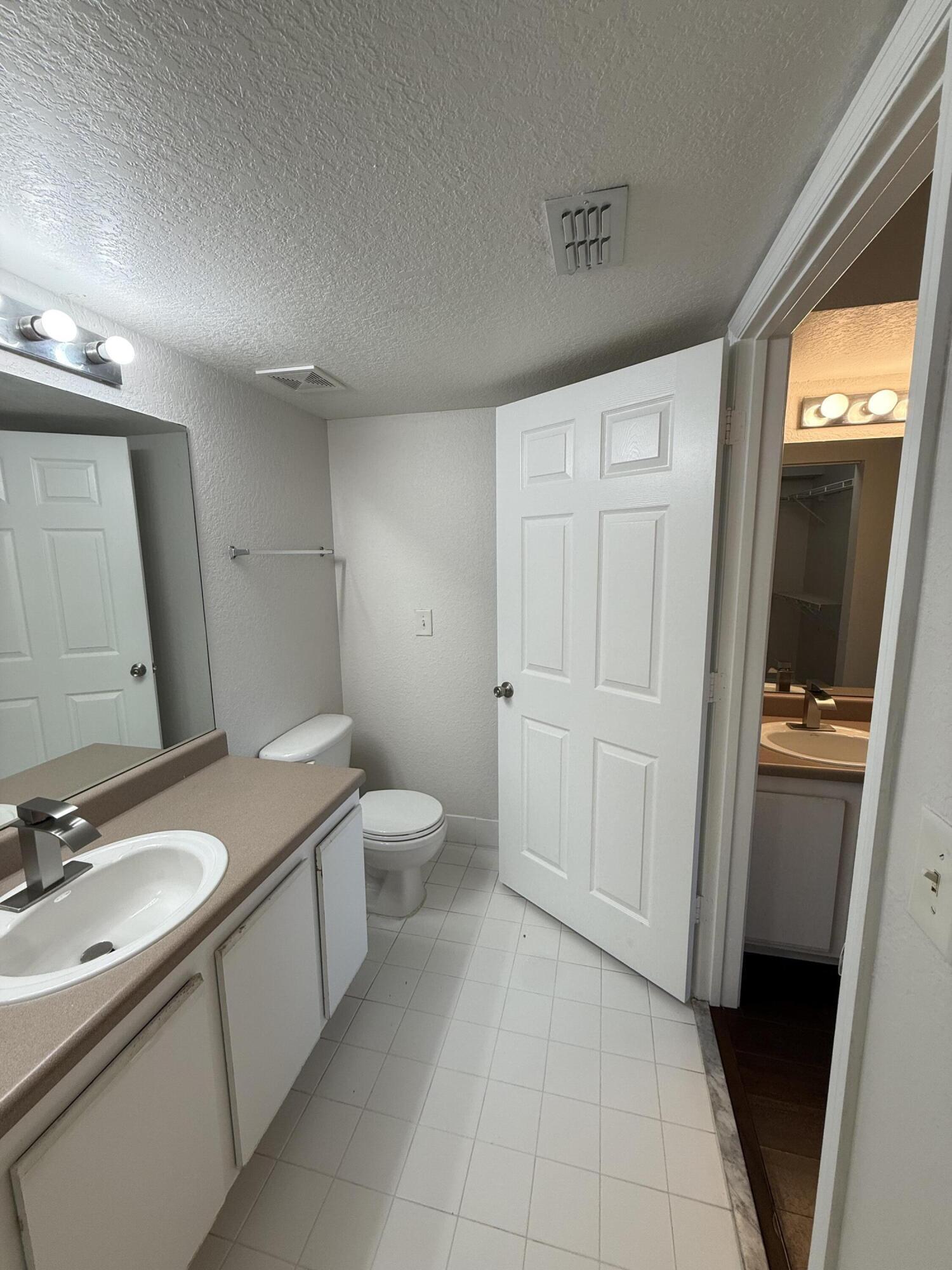 171 SW Palm Drive 303, Port St. Lucie, FL 34986, Port St. Lucie - Photo 2