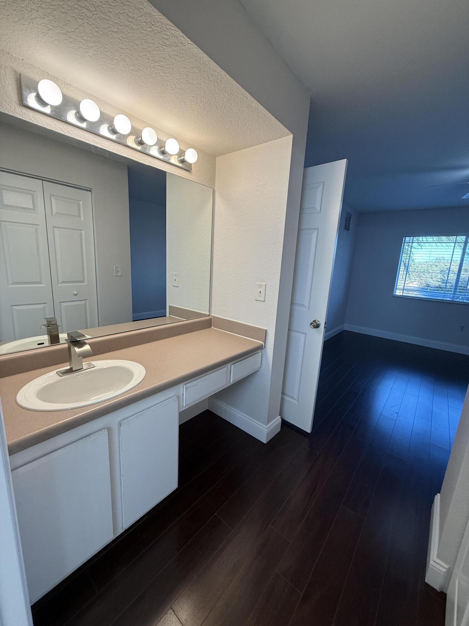 171 SW Palm Drive 303, Port St. Lucie, FL 34986, Port St. Lucie - Photo 4
