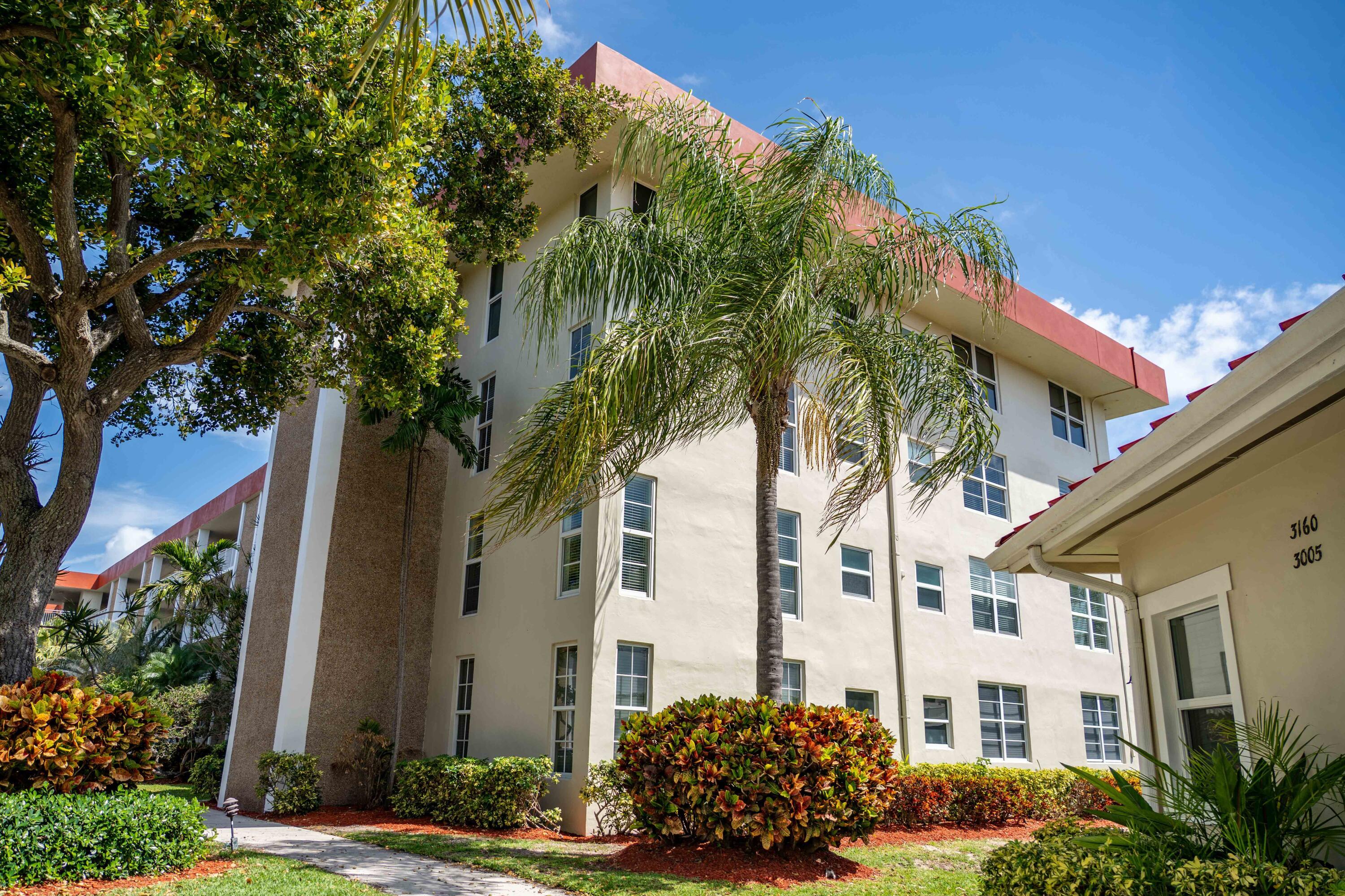3180 NE 48th Court 201, Lighthouse Point, FL 33064, Lighthouse Point - Photo 2