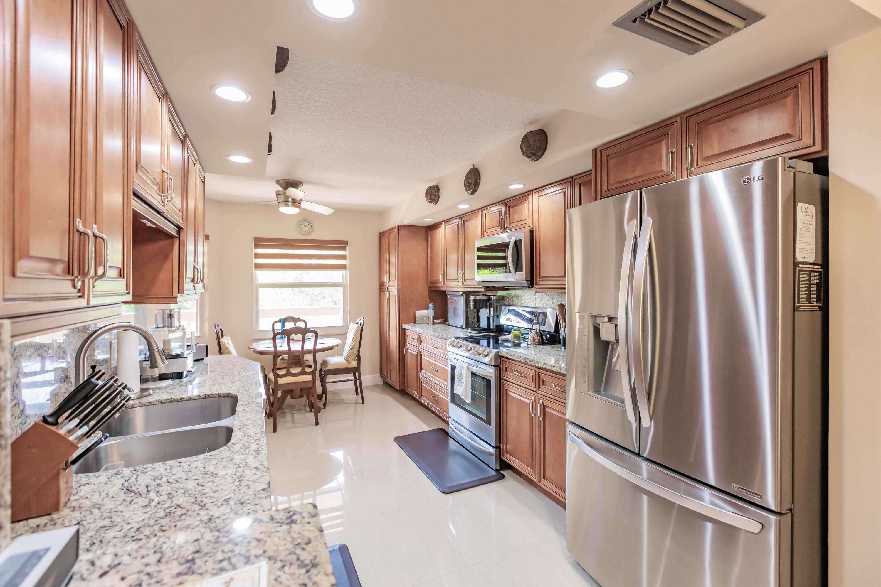 1606 Abaco Drive H4, Coconut Creek, FL 33066, Coconut Creek - Photo 2