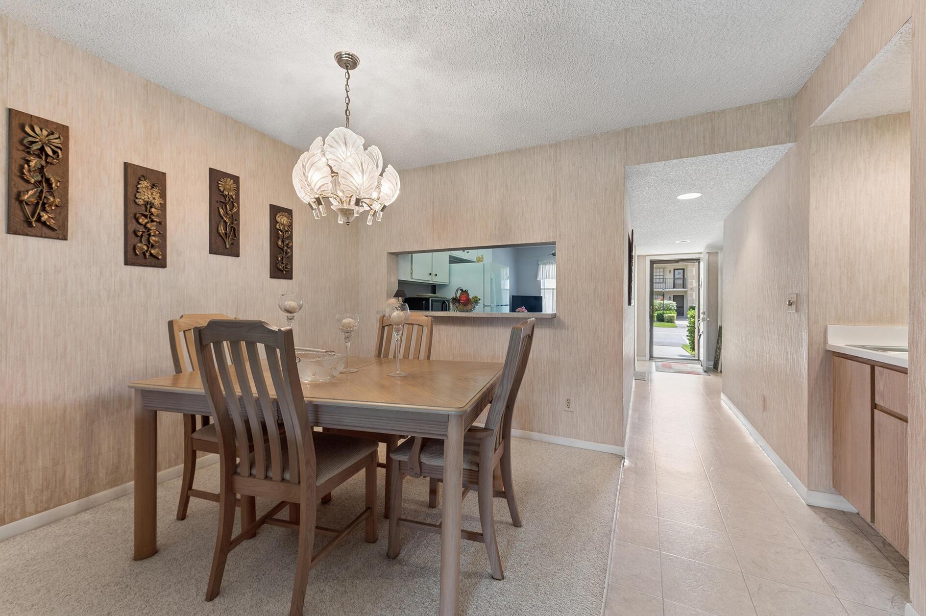 901 Pinecrest Circle A, Jupiter, FL 33458, Jupiter - Photo 4