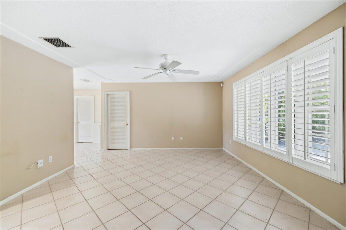 284 35th Avenue, Vero Beach, FL 32968, Vero Beach - Photo 4