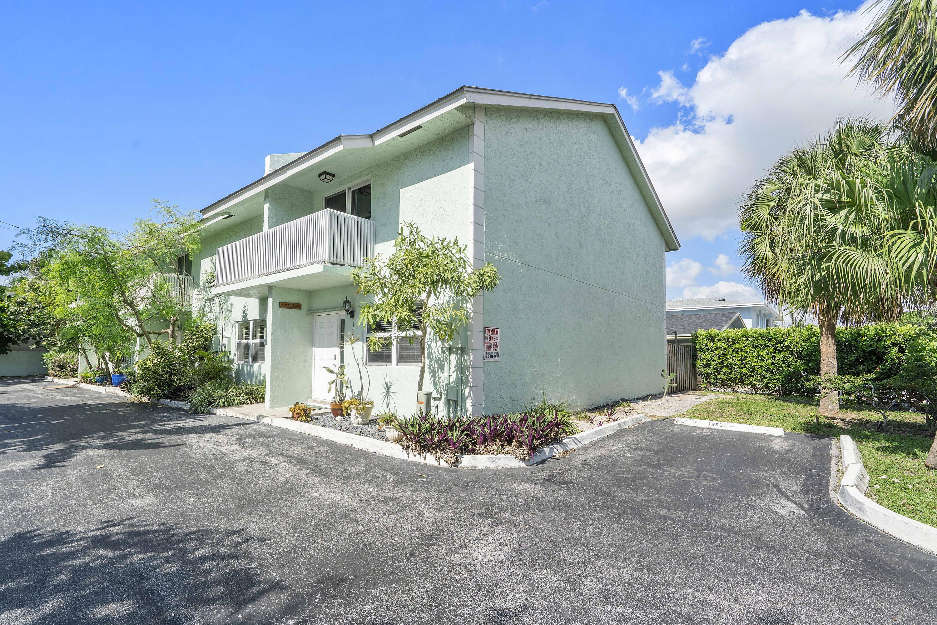 1968 NE 3rd Street 1, Deerfield Beach, FL 33441, Deerfield Beach - Photo 4