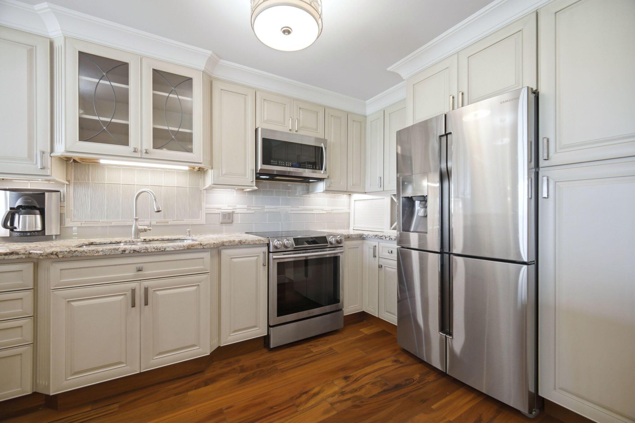 2901 S Palm Aire Drive, Pompano Beach, FL 33069, Pompano Beach - Photo 3