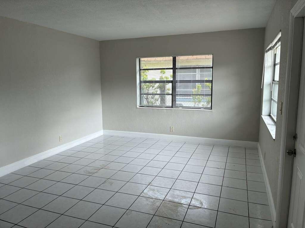 1329 NW 8th Avenue A, Fort Lauderdale, FL 33311, Fort Lauderdale - Photo 3