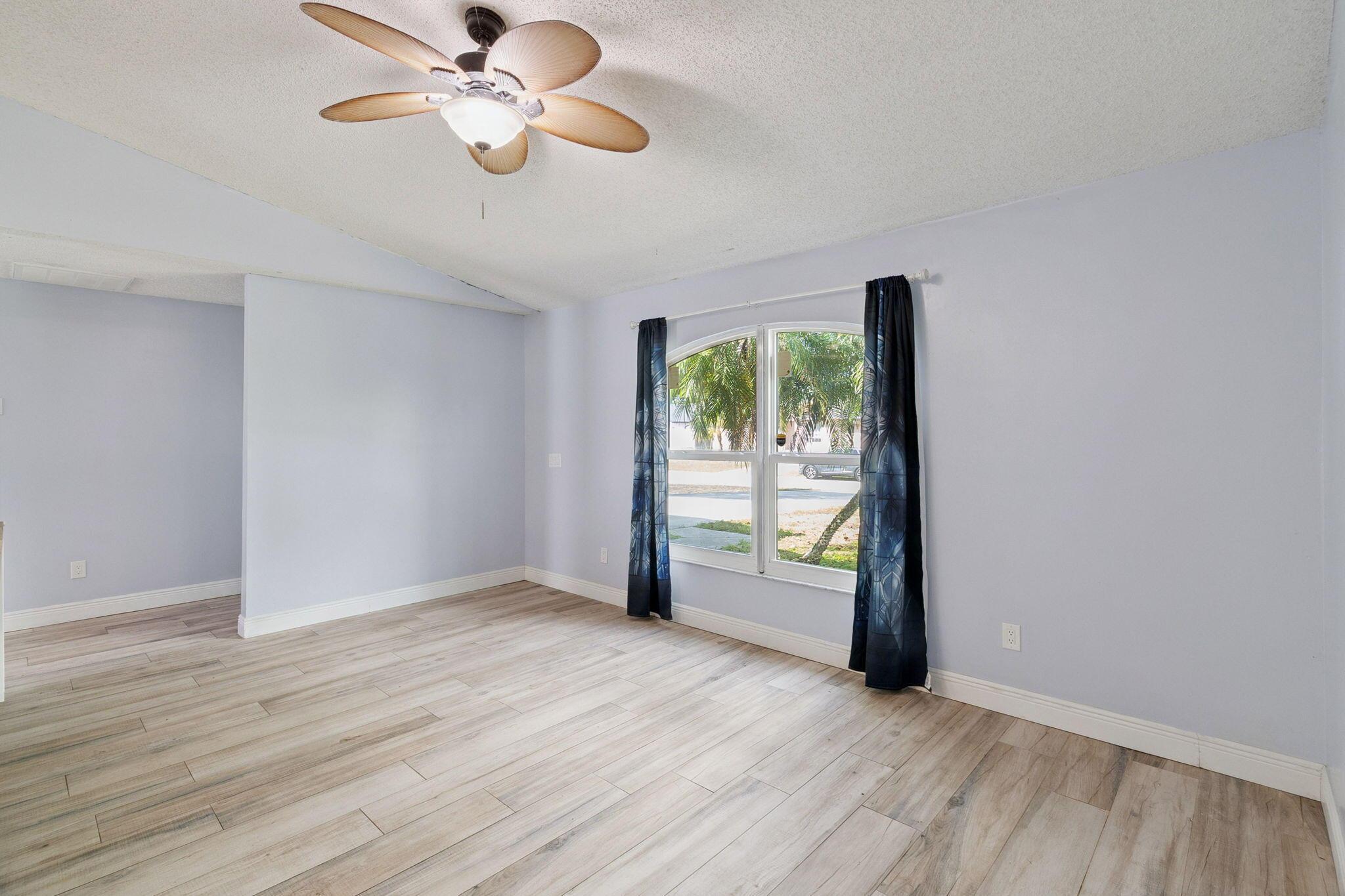 3349 SW Frankford Street, Port St. Lucie, FL 34953, Port St. Lucie - Photo 4