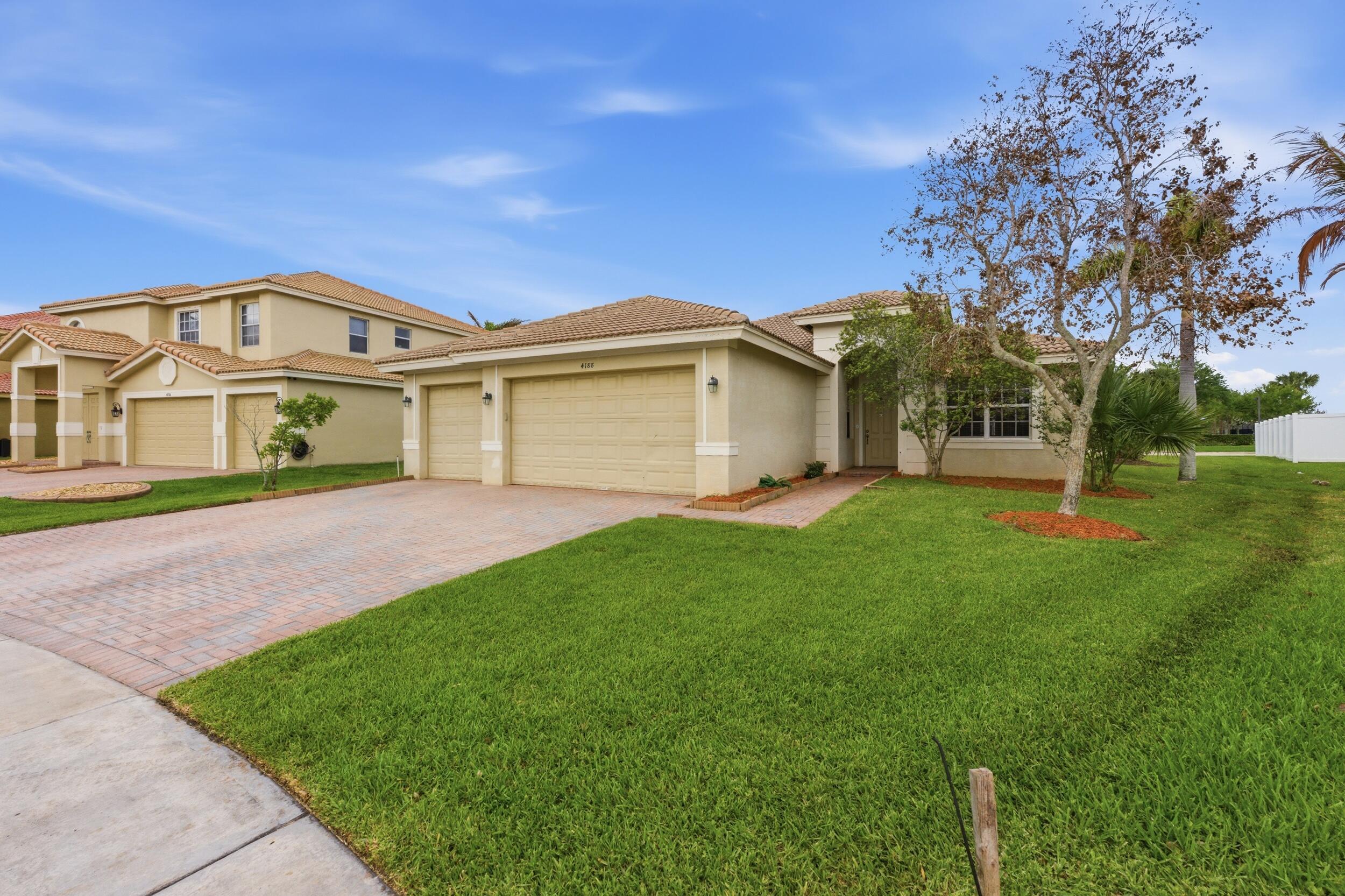 4188 Worlington Terrace, Fort Pierce, FL 34947, Fort Pierce - Photo 3