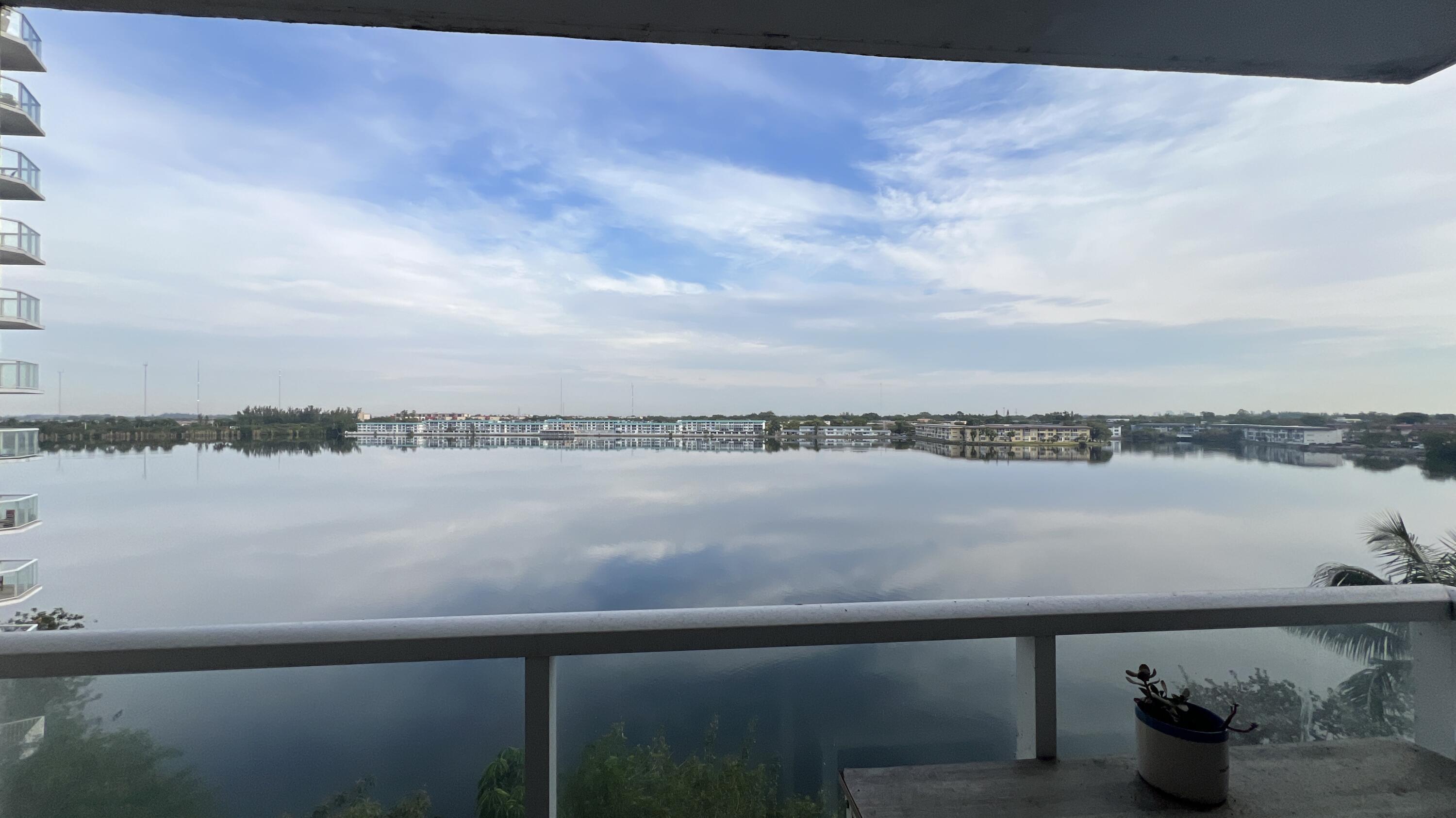 1301 NE Miami Gardens Drive 514w, Miami, FL 33179, Miami