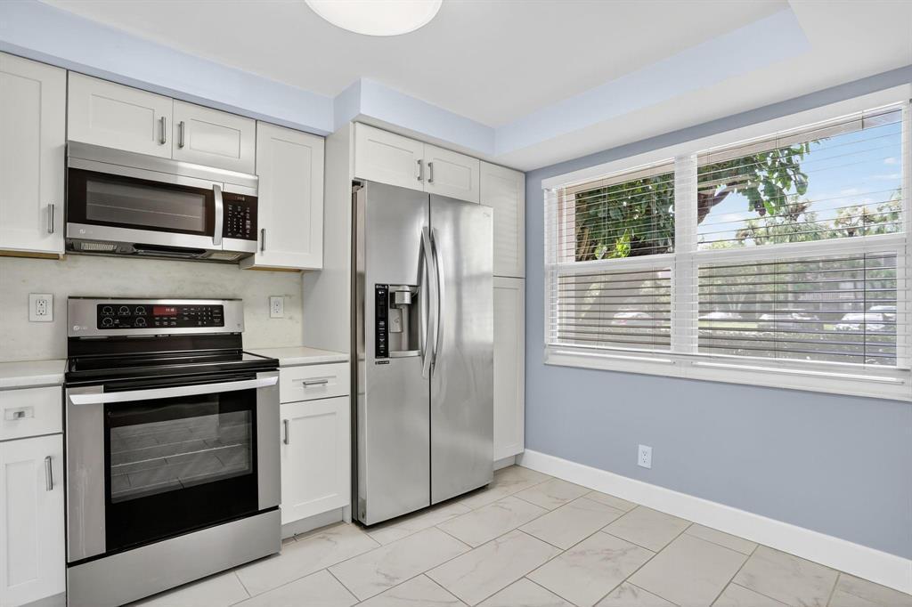 2003 Granada Drive F1, Coconut Creek, FL 33066, Coconut Creek - Photo 4