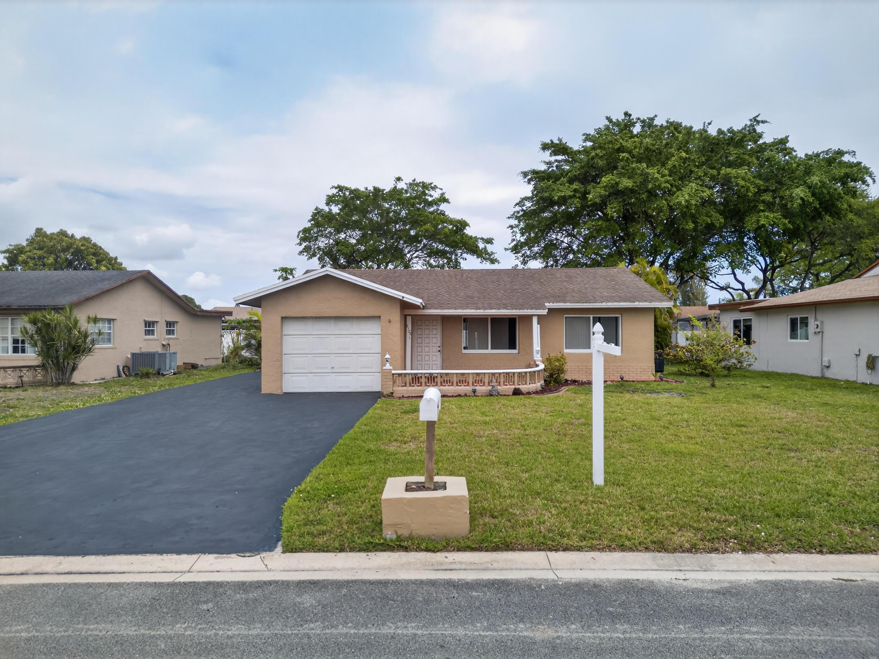 8104 NW 94th Avenue, Tamarac, FL 33321, Tamarac
