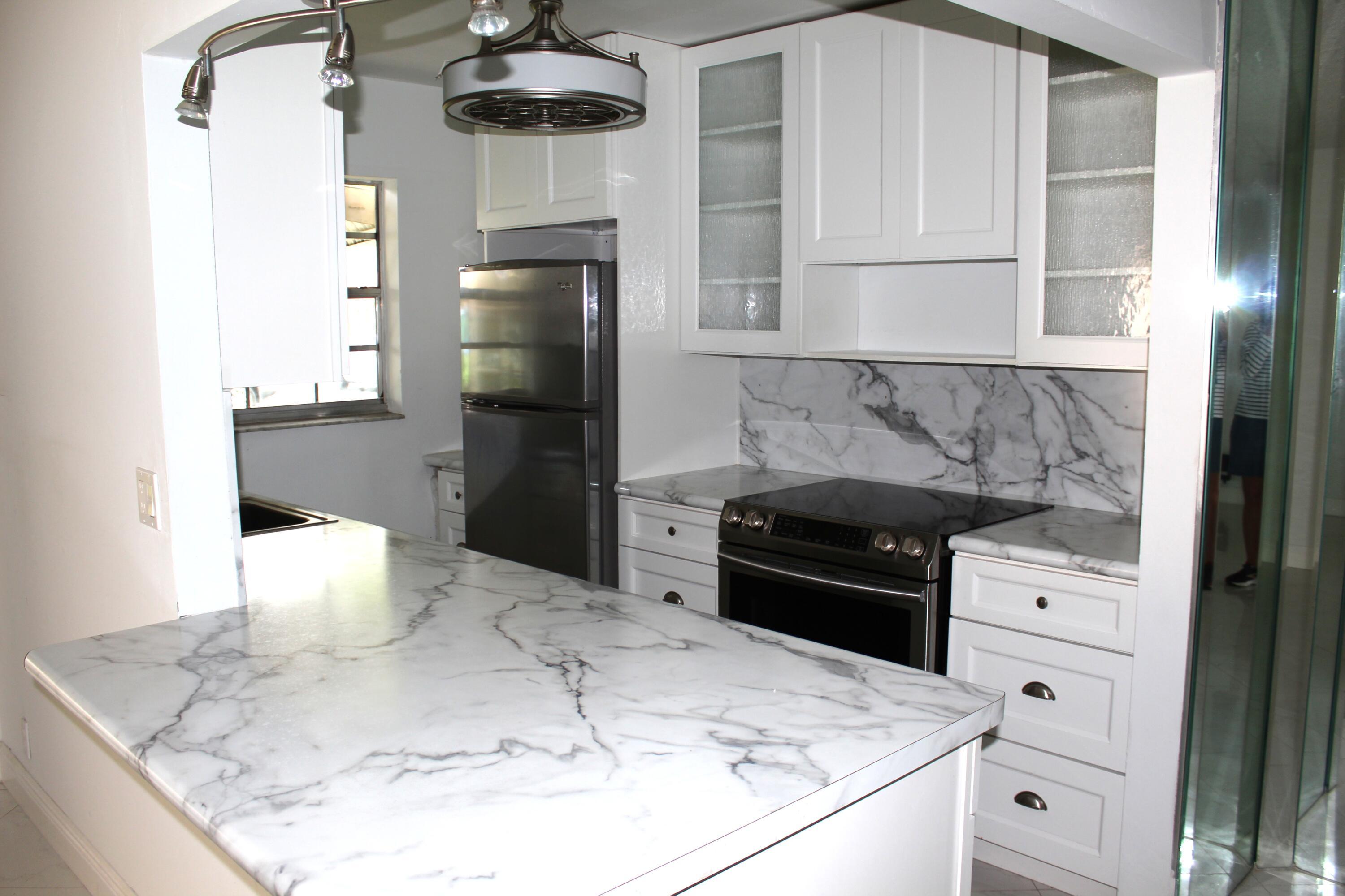 4755 NW 3rd Court C, Delray Beach, FL 33445, Delray Beach - Photo 2