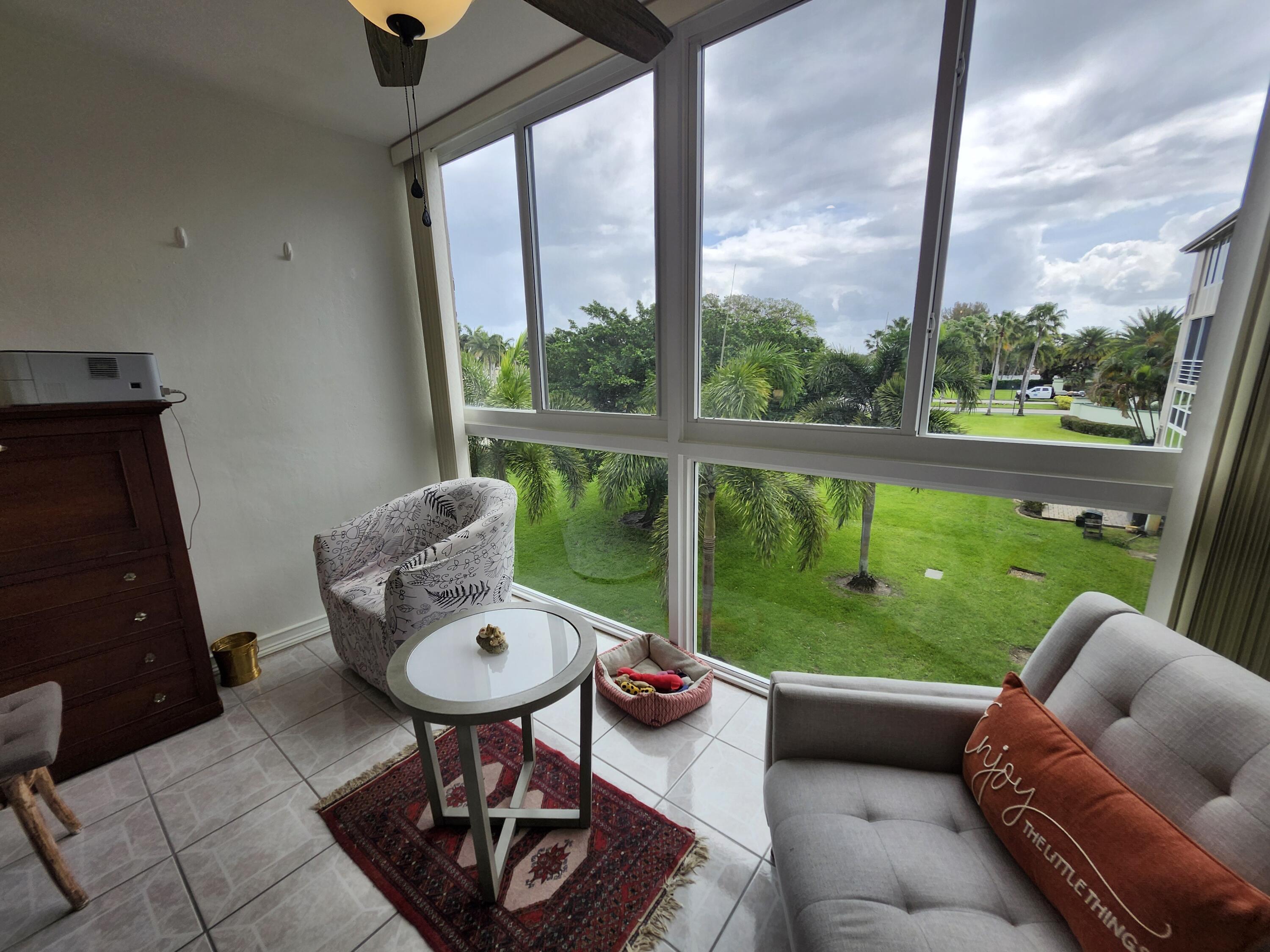 2300 NE 1st Lane 309, Boynton Beach, FL 33435, Boynton Beach - Photo 2