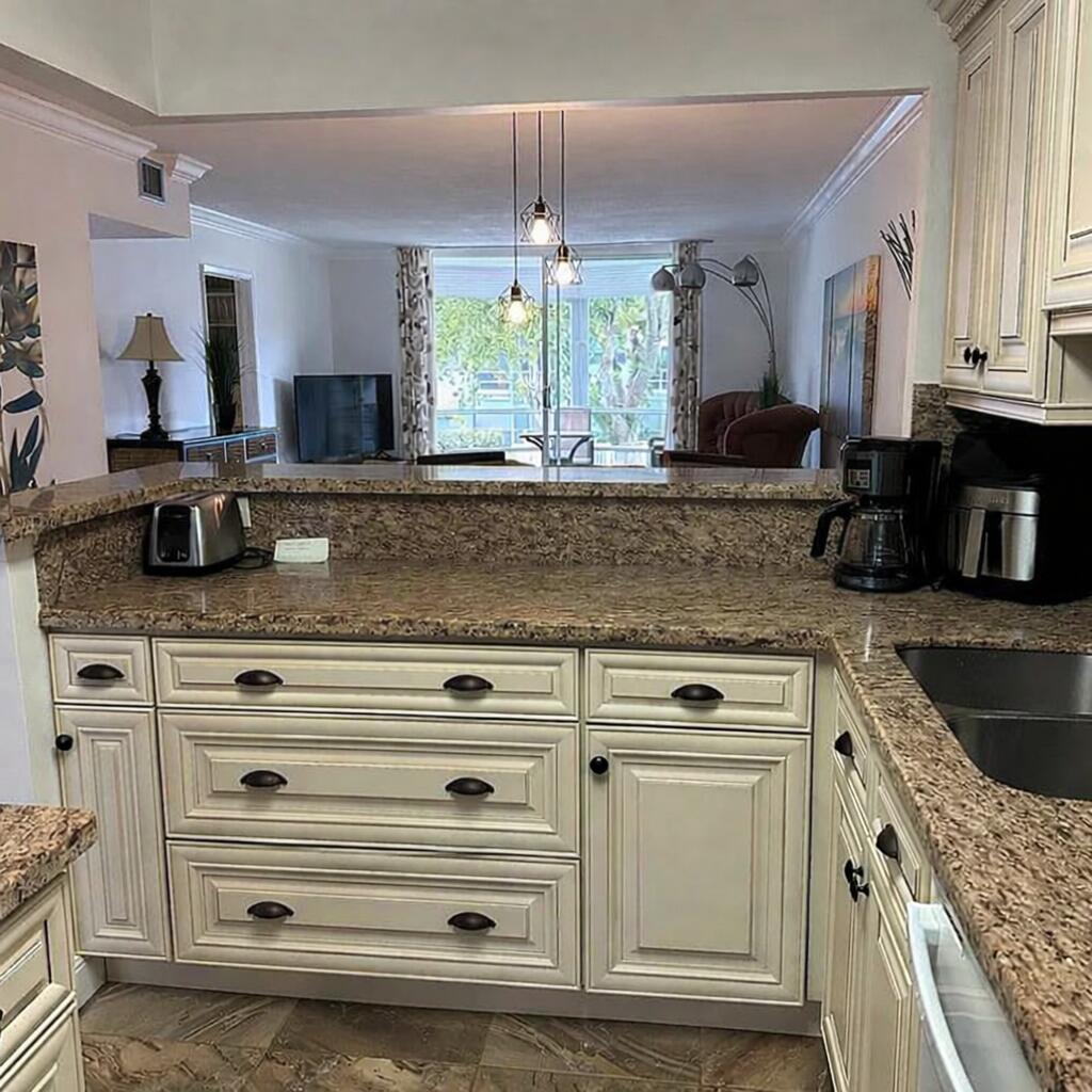400 SE 10th Street 202, Deerfield Beach, FL 33441, Deerfield Beach - Photo 5