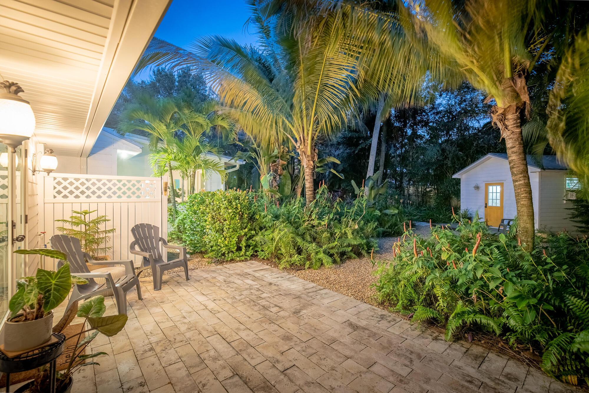 547 SW Riverview Street, Stuart, FL 34994, Stuart - Photo 5
