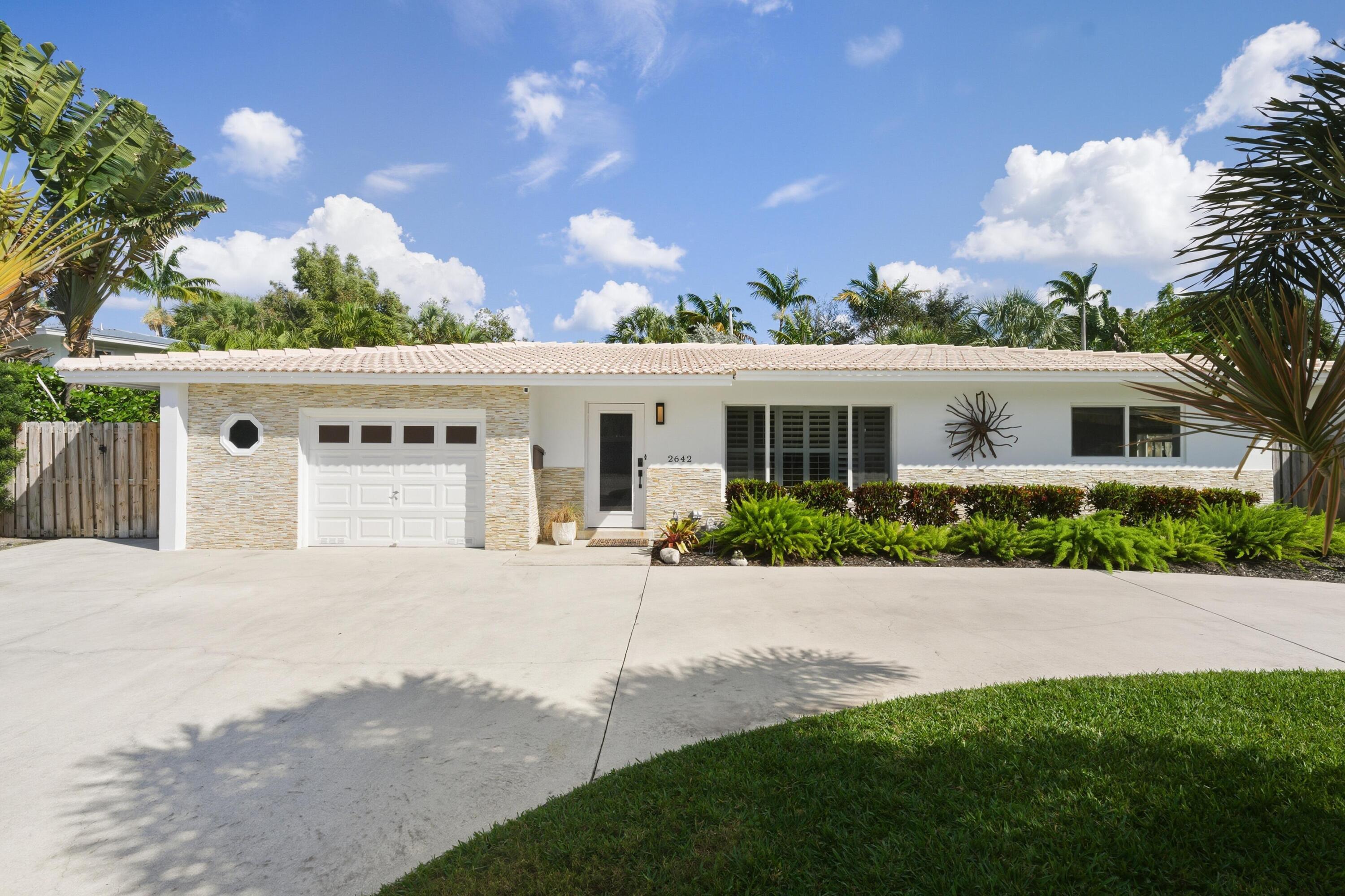 2642 NE 26th Terrace, Lighthouse Point, FL 33064, Lighthouse Point - Photo 2