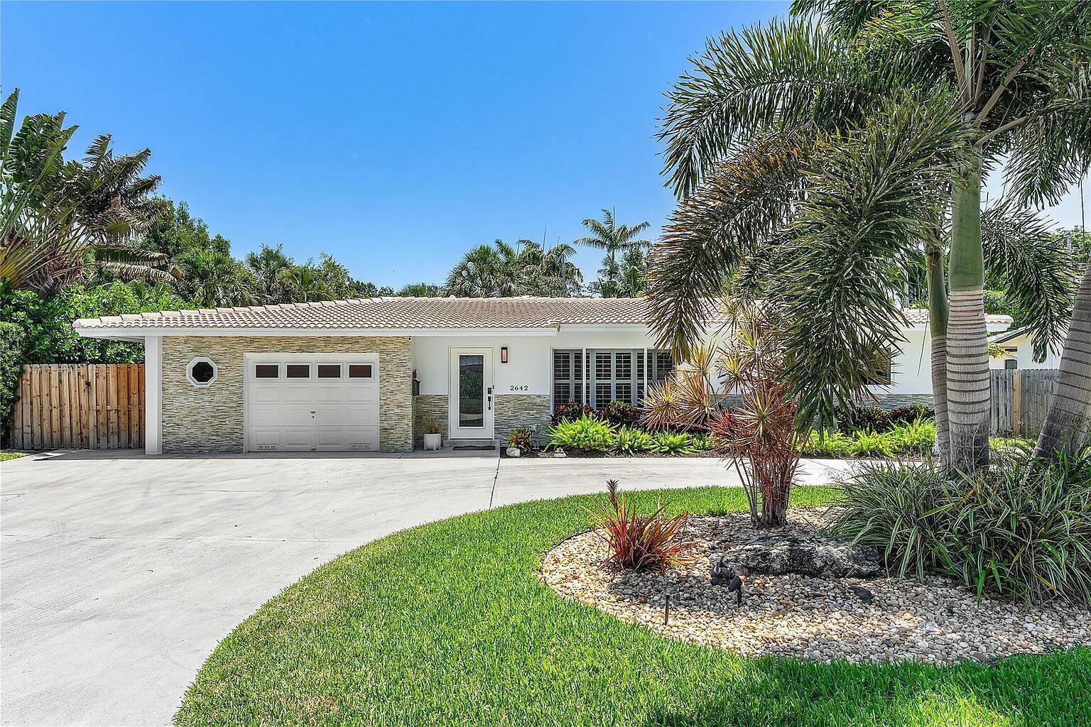 2642 NE 26th Terrace, Lighthouse Point, FL 33064, Lighthouse Point - Photo 3
