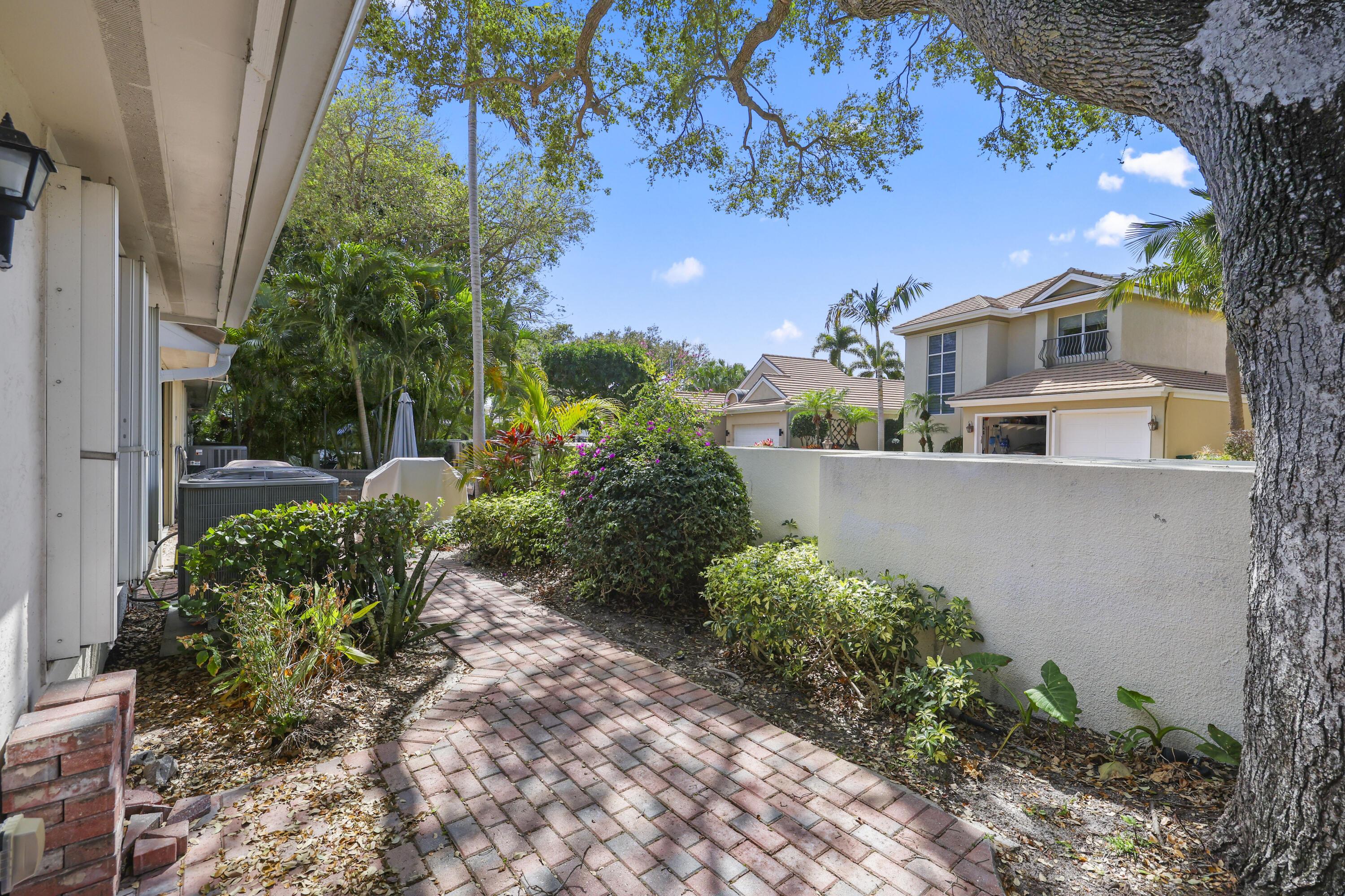 461 Coral Cove Drive, Juno Beach, FL 33408, Juno Beach - Photo 4