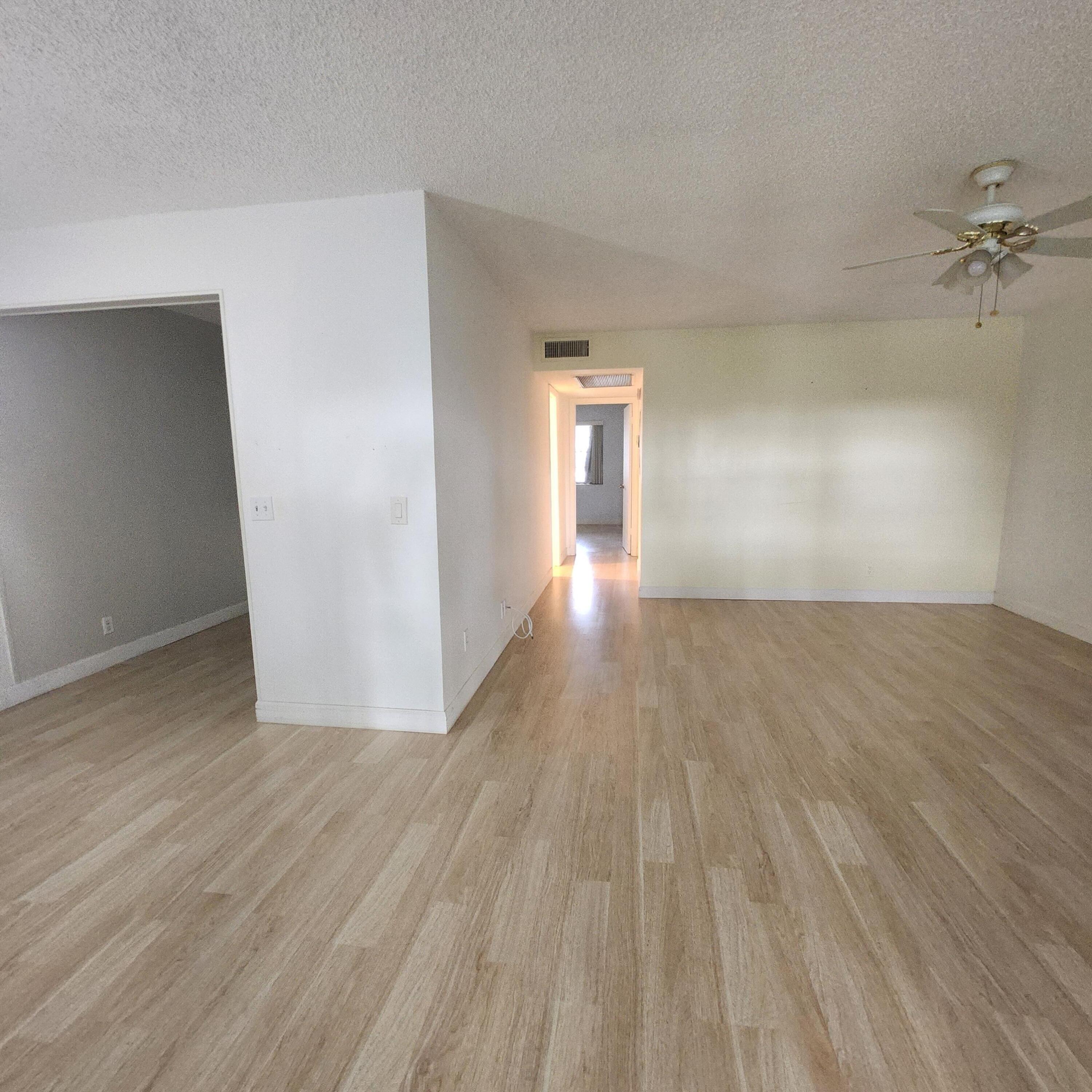 643 Durham W, Deerfield Beach, FL 33442, Deerfield Beach - Photo 4