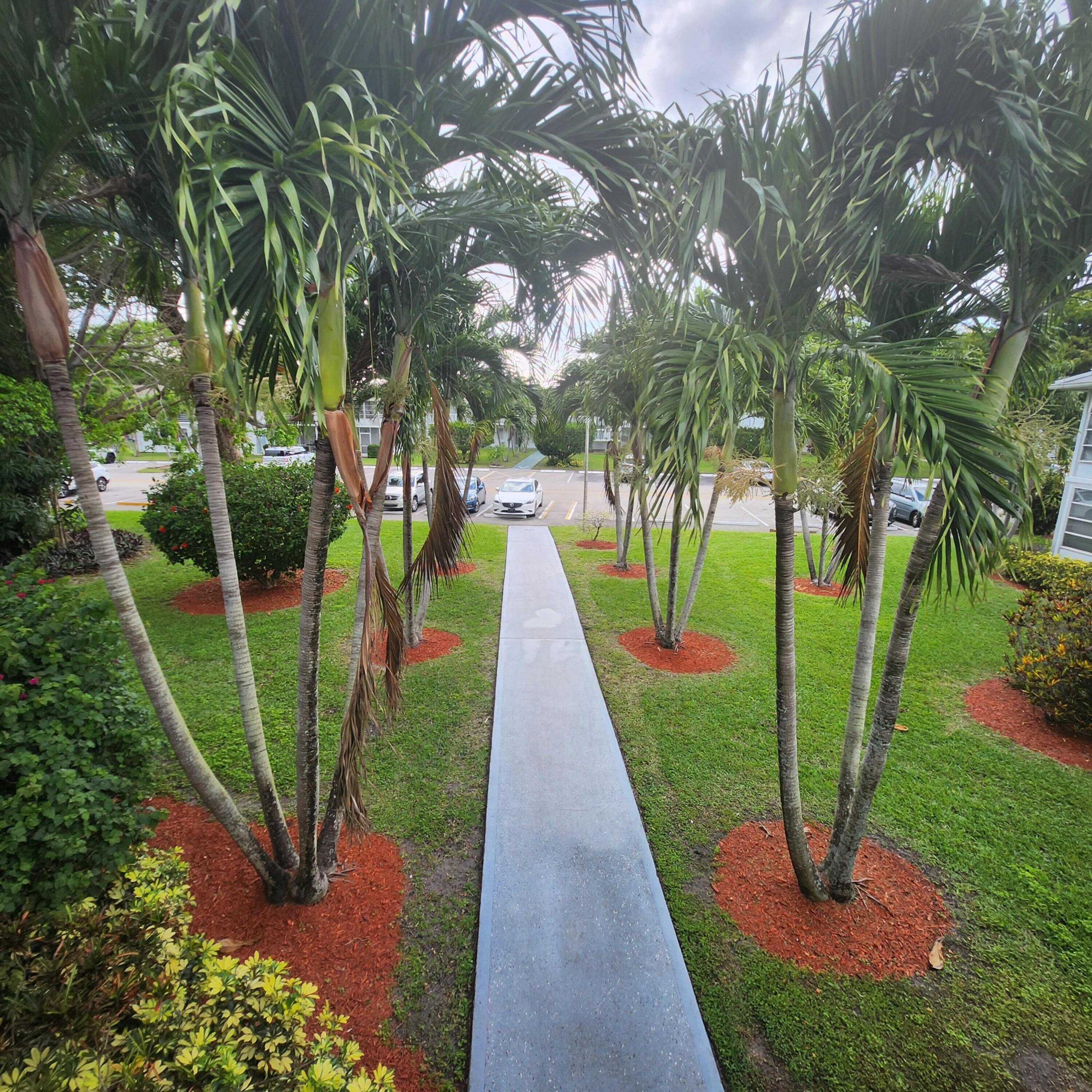643 Durham W, Deerfield Beach, FL 33442, Deerfield Beach - Photo 3