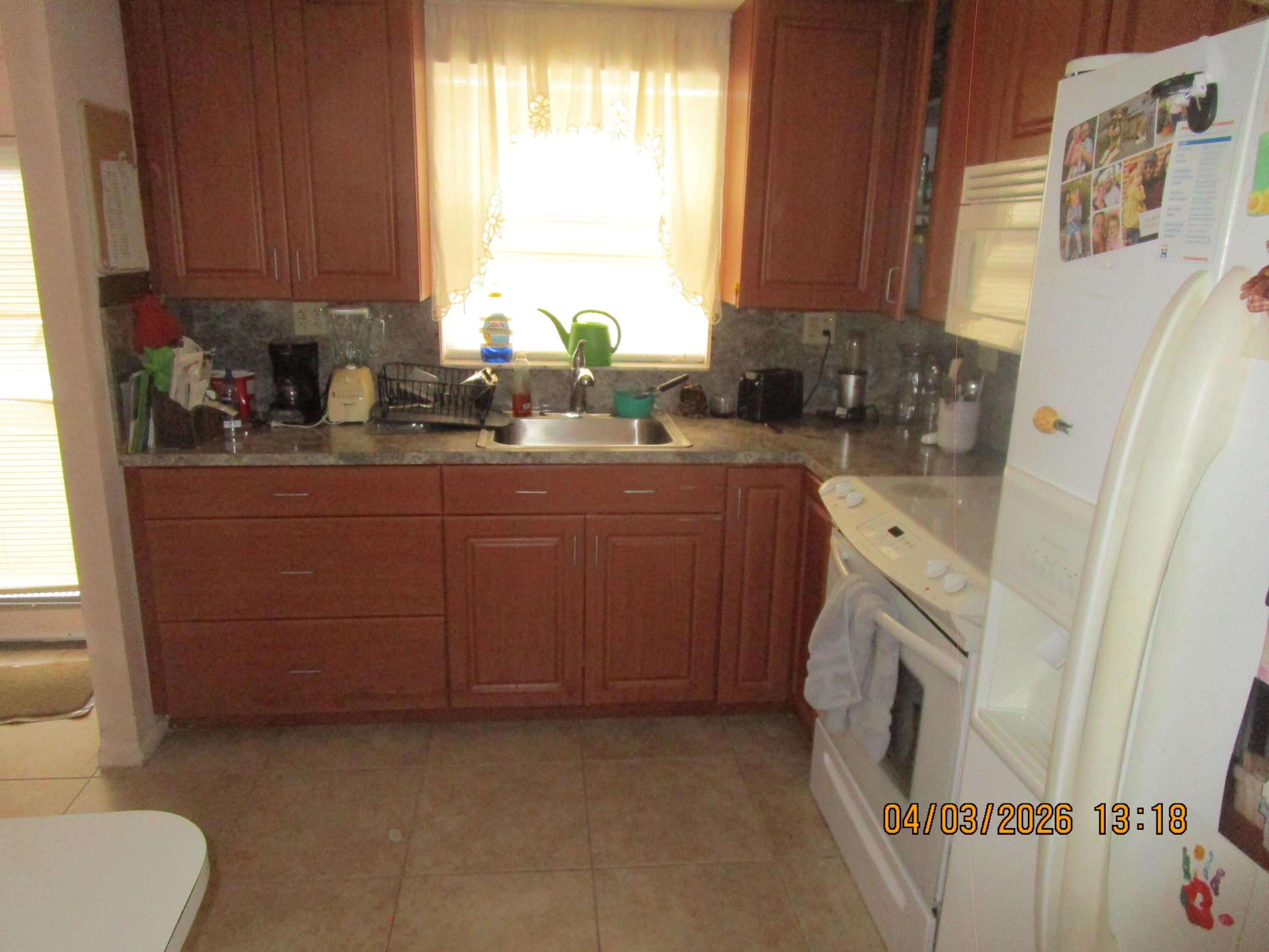 9401 Sunrise Lakes Boulevard 308, Sunrise, FL 33322, Sunrise - Photo 4