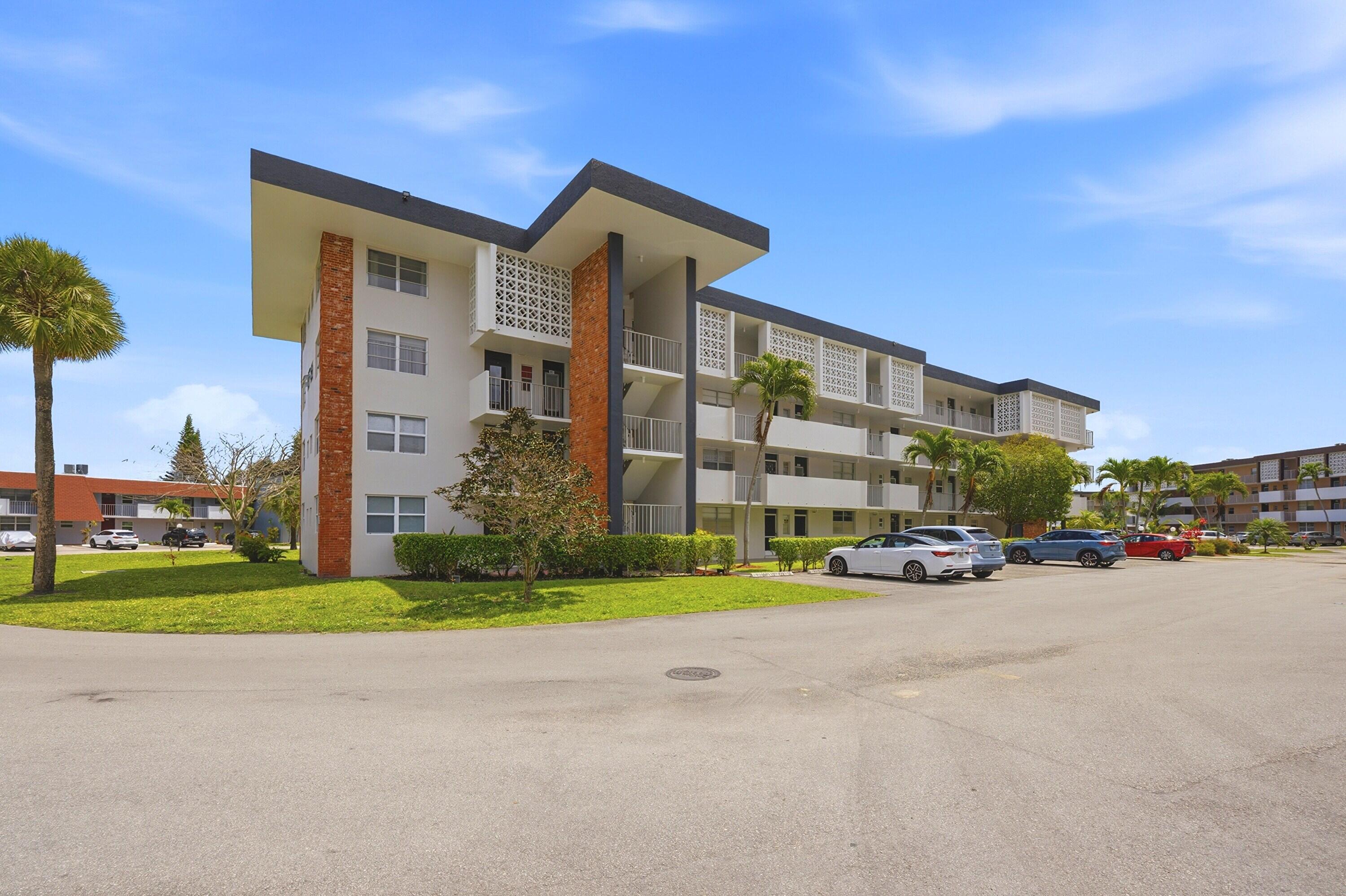 2991 NW 46th Avenue 303, Lauderdale Lakes, FL 33313, Lauderdale Lakes