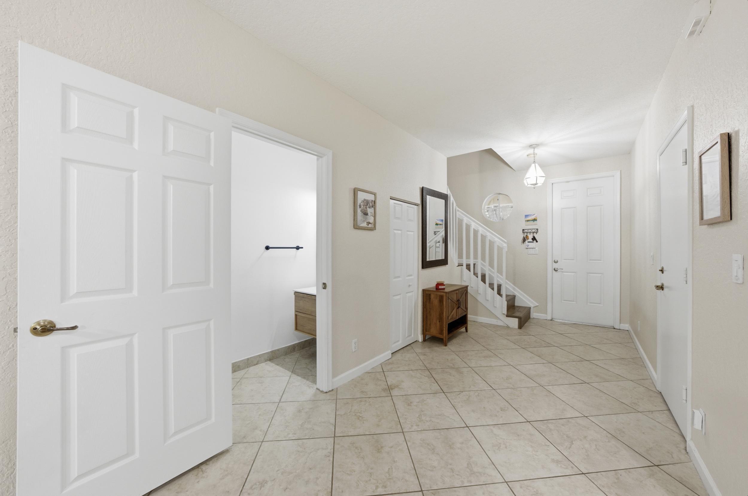 3084 N Evergreen Circle, Boynton Beach, FL 33426, Boynton Beach - Photo 3