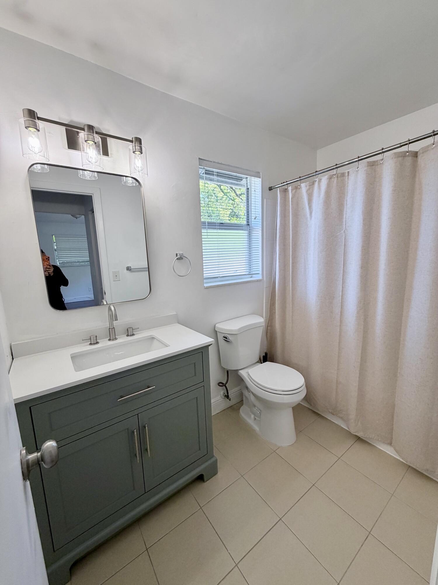 1990 SW 9th Street 1-2, Fort Lauderdale, FL 33312, Fort Lauderdale - Photo 4